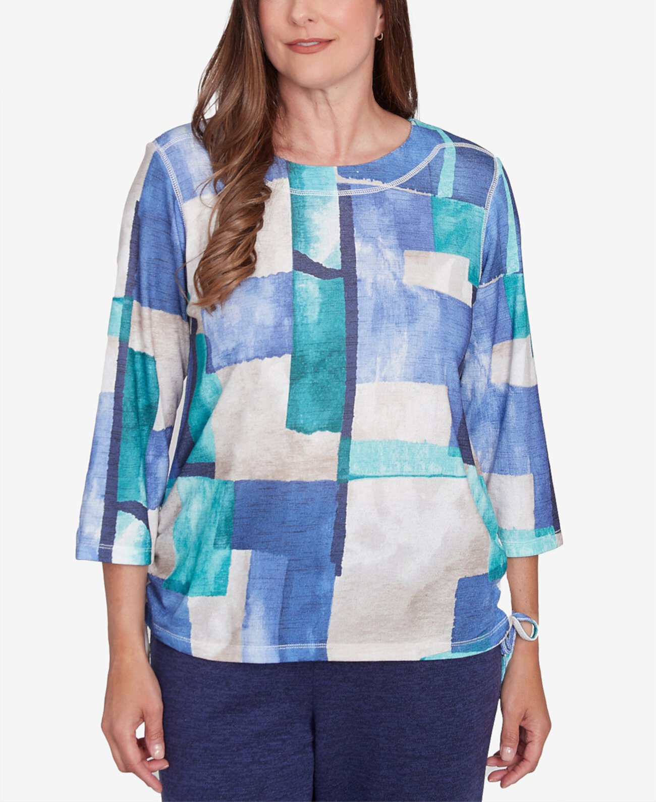 Женская Блузка Alfred Dunner Petite French QuarterBlue Tone Box Print Ruched Top Alfred Dunner