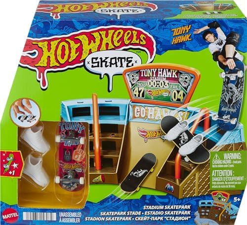 Hot Wheels Skate Stadium Playset Designed with Tony Hawk, 1 Exclusive Fingerboard & Pair of Skate Shoes, Plus Storage Hot Wheels