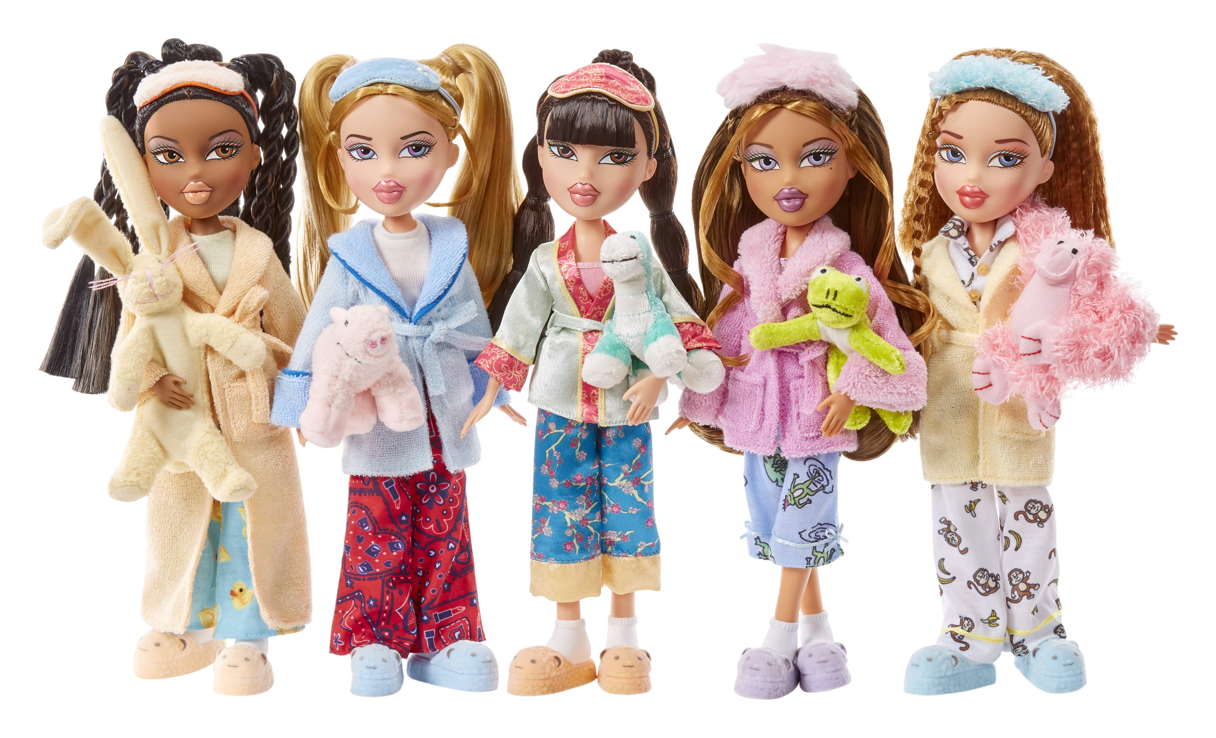 Bratz Slumber Party Yasmin Fashion Doll with 2 Sets of Pajamas, Plush, and Accessories Bratz