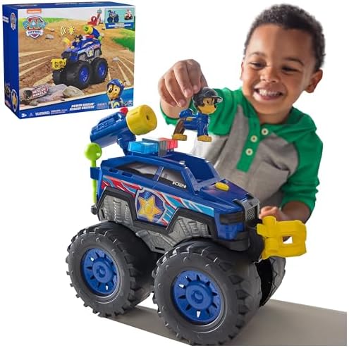 Paw Patrol: Rescue Wheels, Toy Figures Gift Pack, with 7 Collectible Action Figures, Kids Toys for Boys and Girls Ages 3 and up Paw Patrol