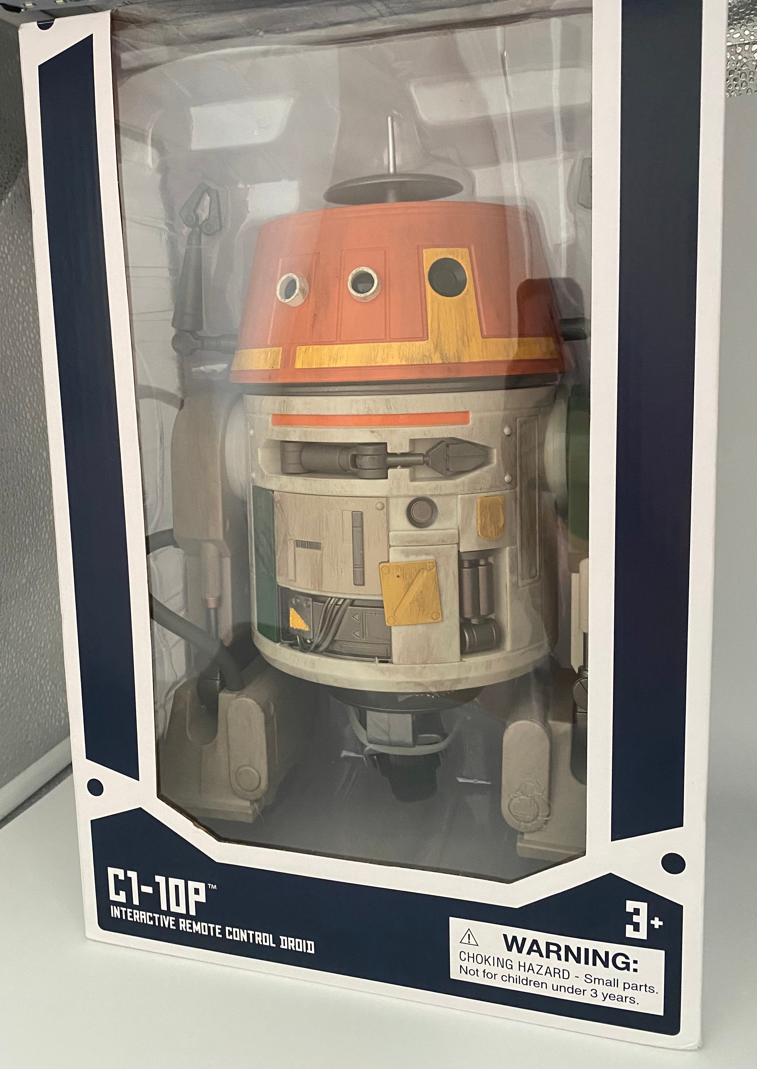 Disney C1-10P Interactive Remote Control Droid Depot Star Wars Galaxy&rsquo;s Edge New Disney