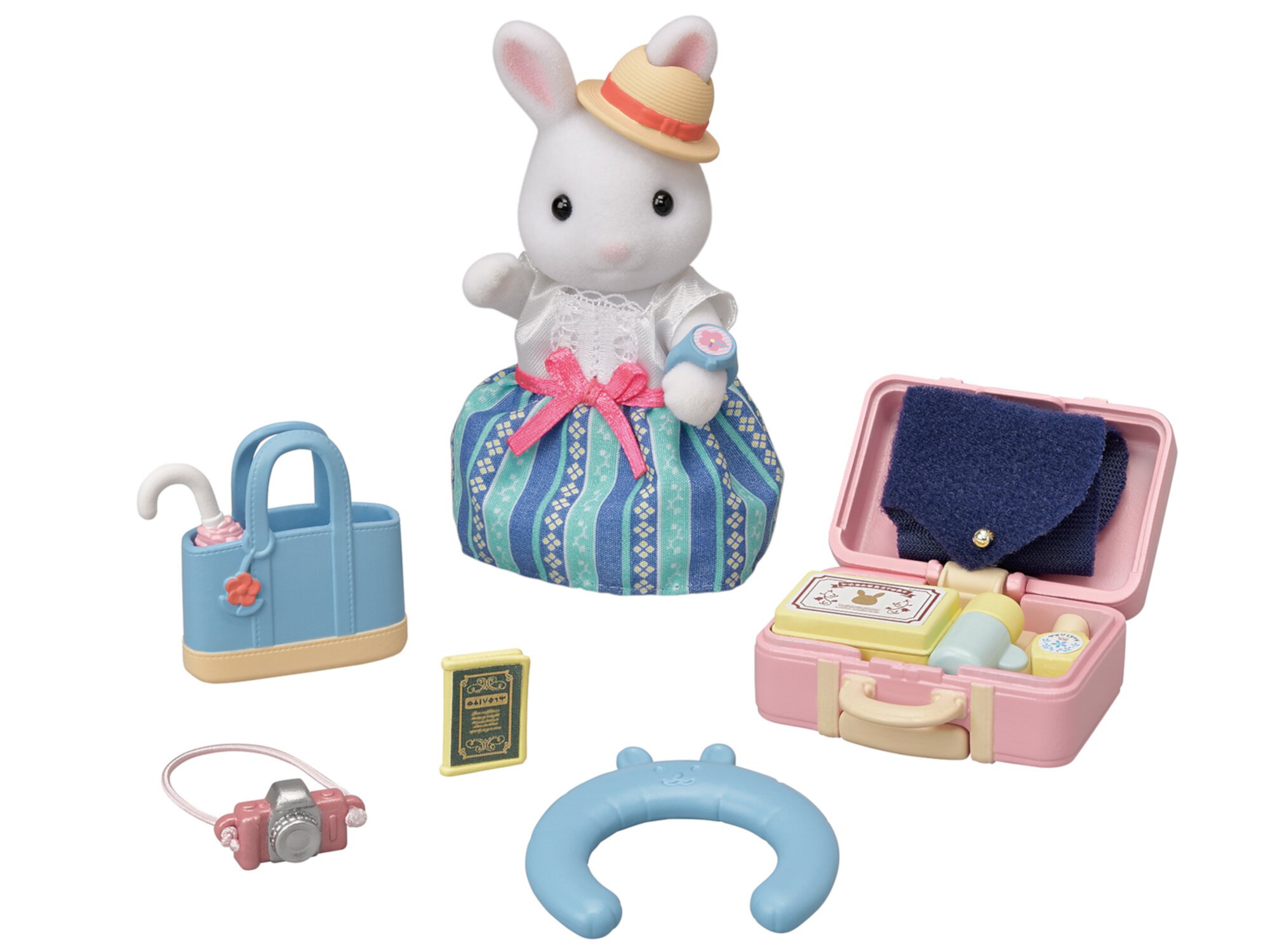 Calico Critters Snow Rabbit Mother's Weekend Travel Set, Dollhouse Playset with Figure and Accessories Calico Critters