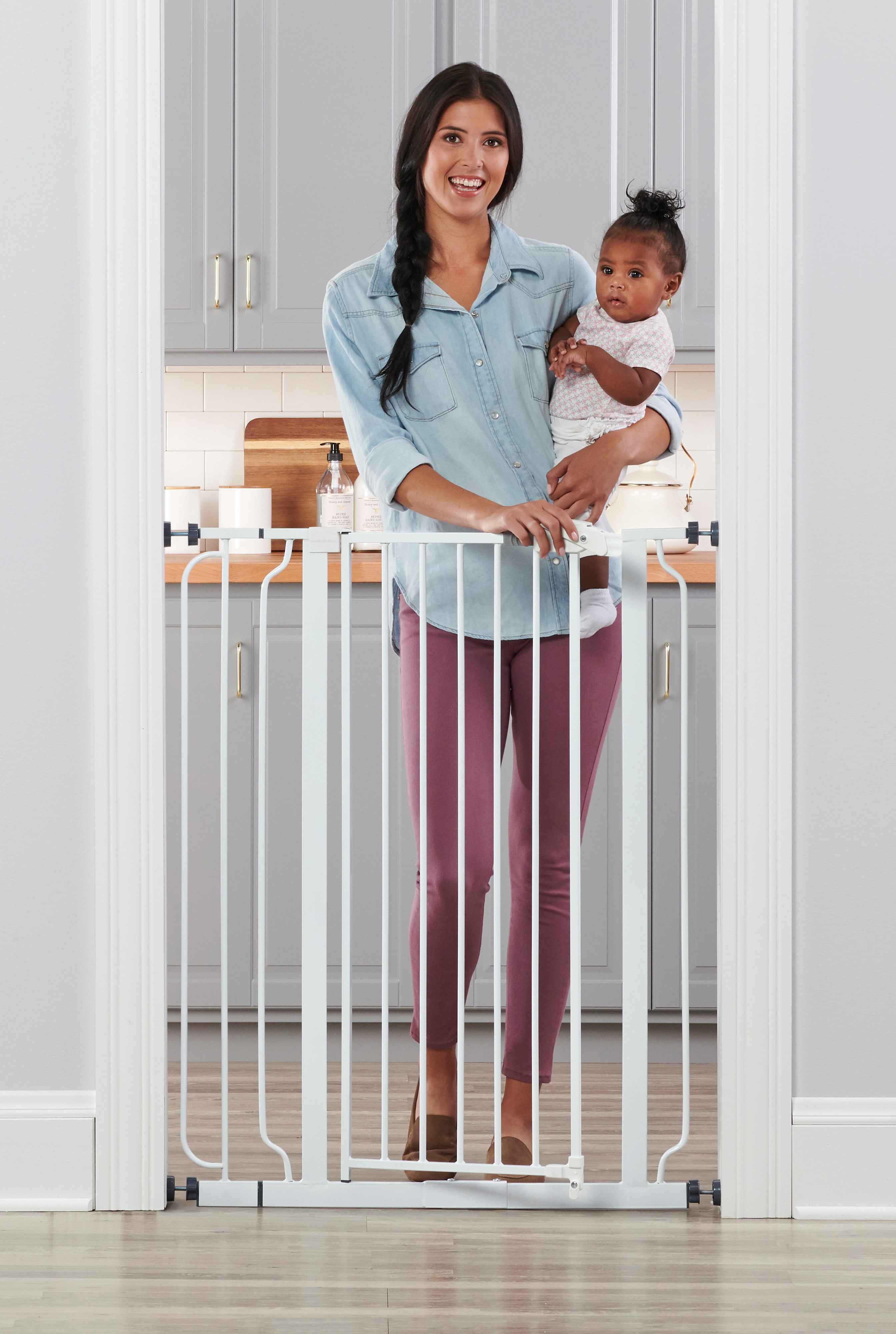 Regalo Easy Step® Extra Tall Walk Thru Baby Safety Gate, 36 in Tall Regalo