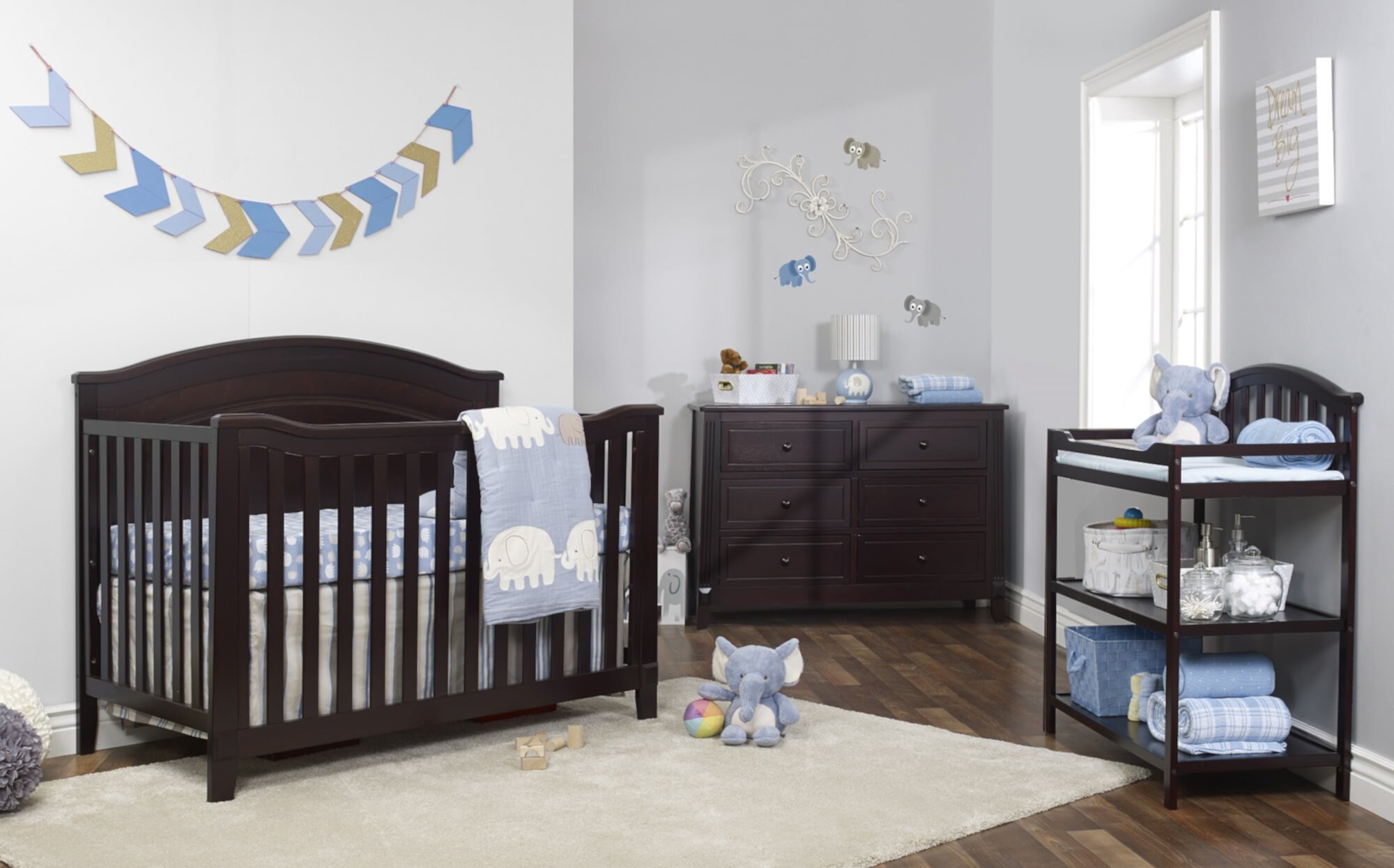 Sorelle Furniture Berkley Round Top Panel 4-in-1 Convertible Crib Sorelle Furniture