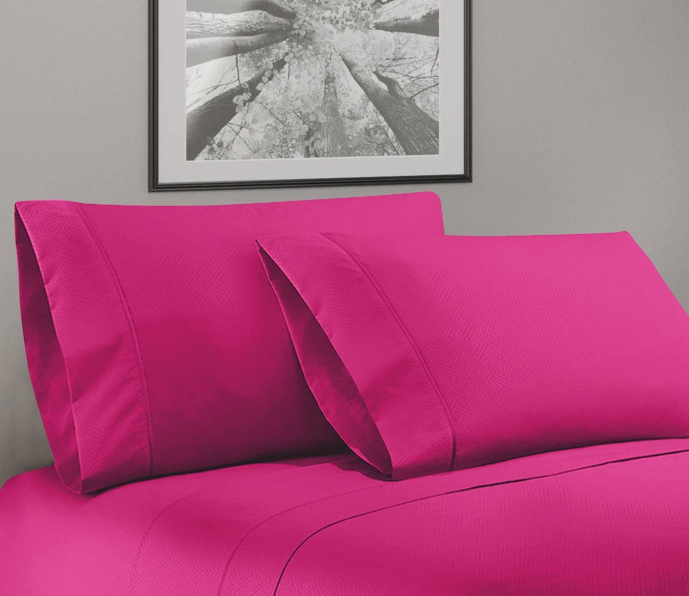 Greek Key Ultra Soft 1800 Series Egyptian Comfort 4 Piece Sheet Set (Queen, Hot Pink) Home Sweet Home Dreams