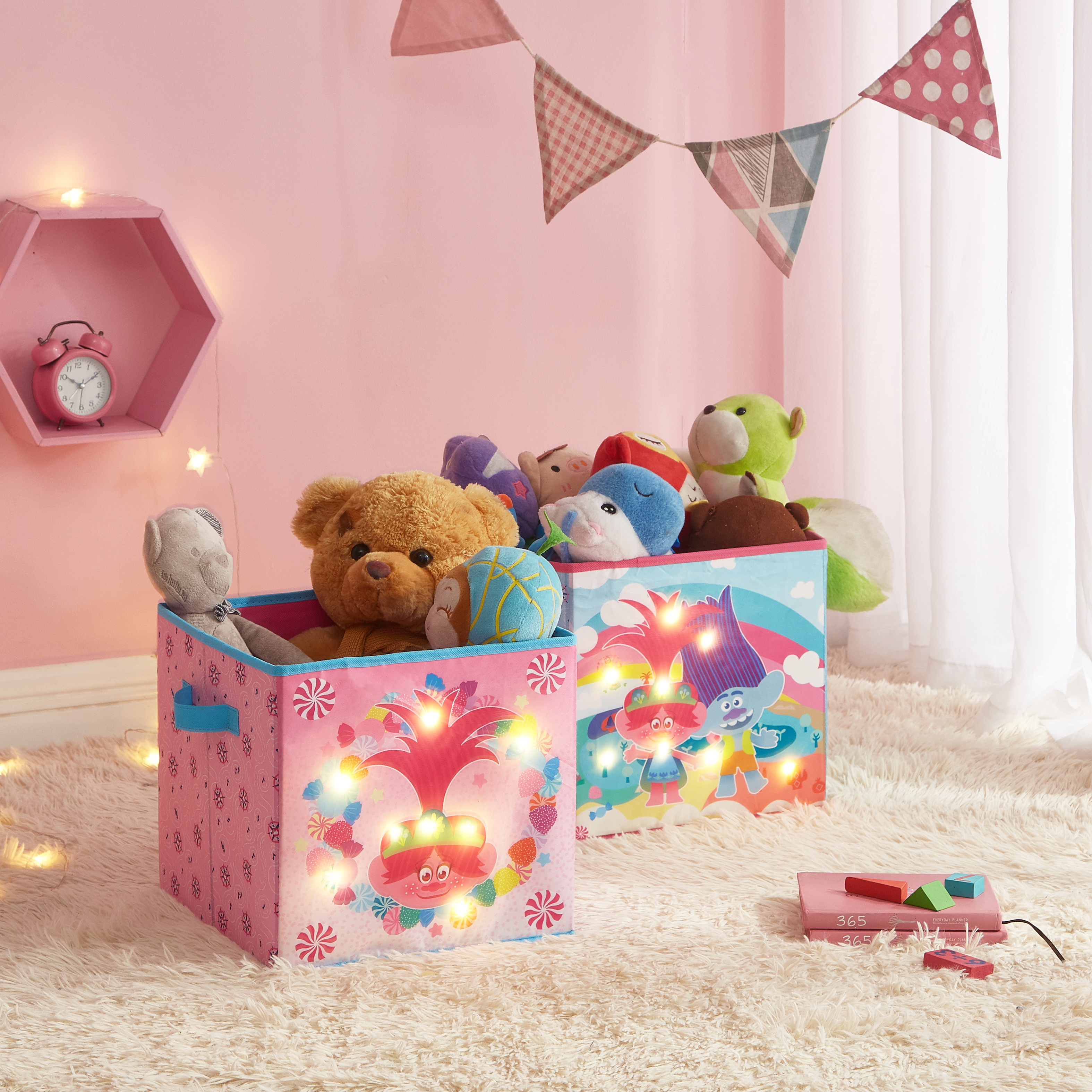 Trolls 2 2 pack Light Up Pink Polyester Storage Cubes for Kids Trolls