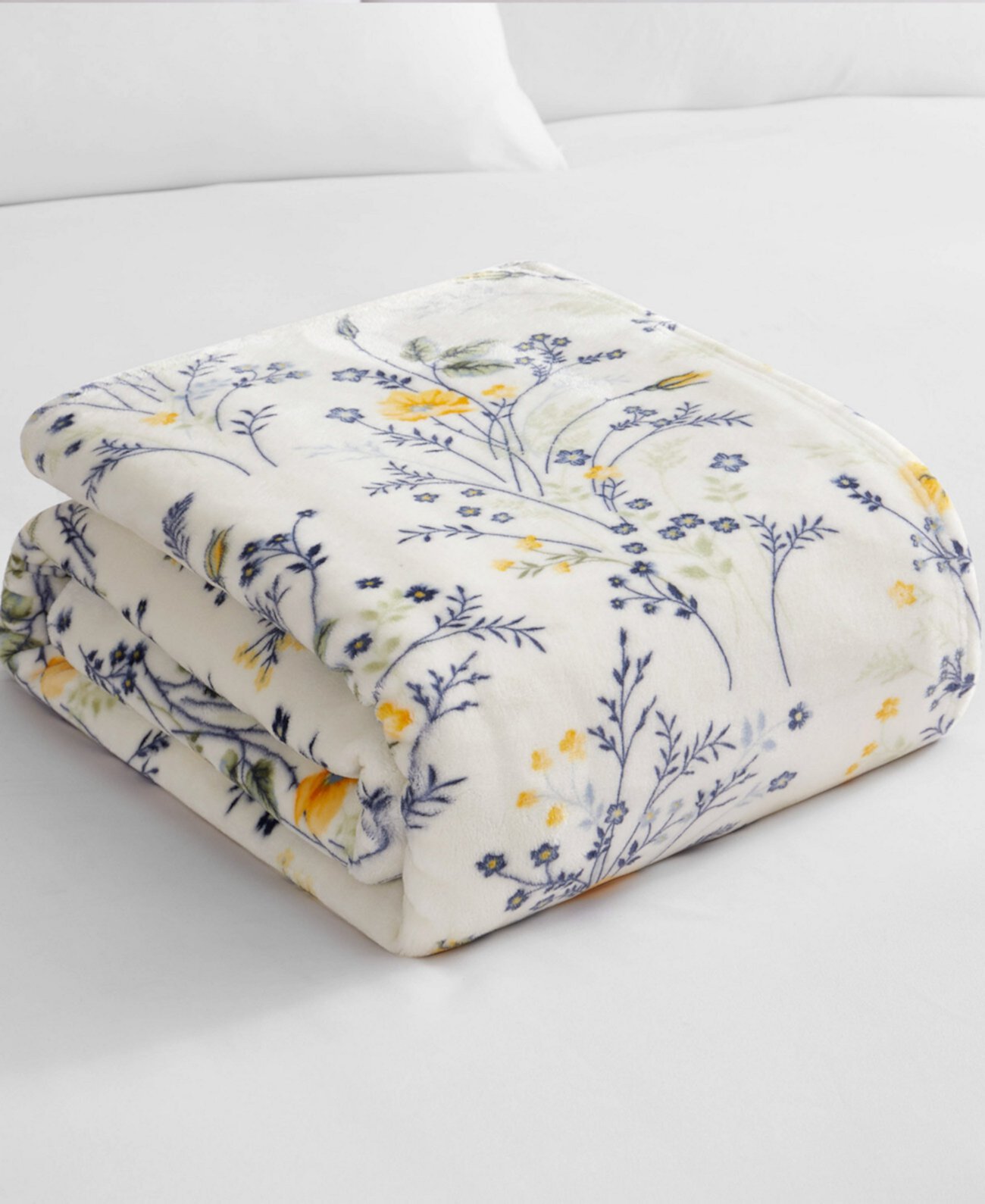 Wildflower Plush Throw, 50" x 70" Lucky Brand