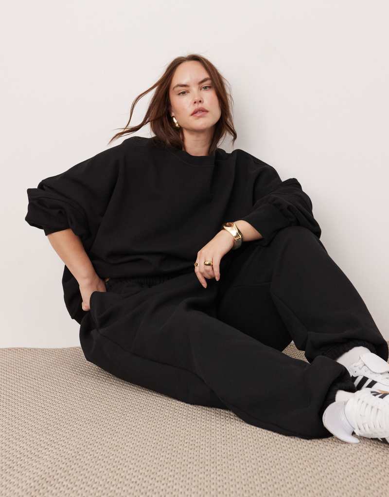 Чёрный свободный худи ASOS EDITION Curve из мягкого хлопка с декоративными швами ASOS EDITION