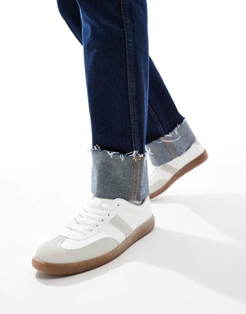 London Rebel Cally wide fit sneakers with gum sole in white and gray London Rebel