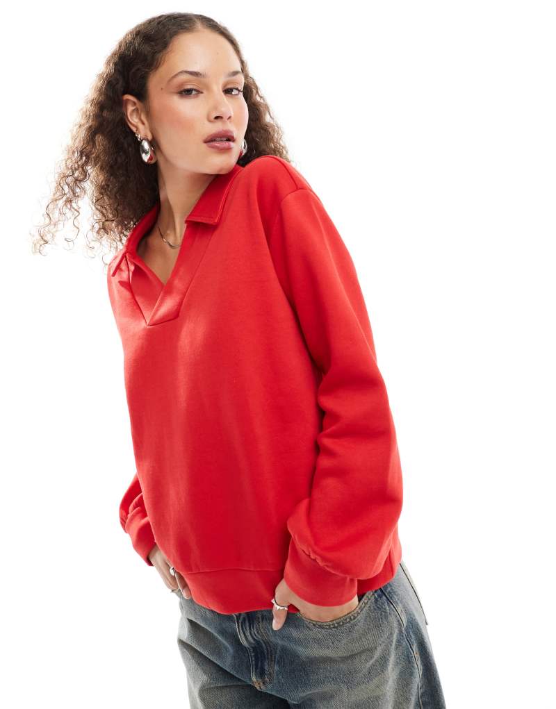 Noisy May oversized split neck polo in red Noisy May