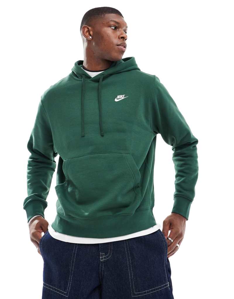 Nike Club hoodie in green Nike