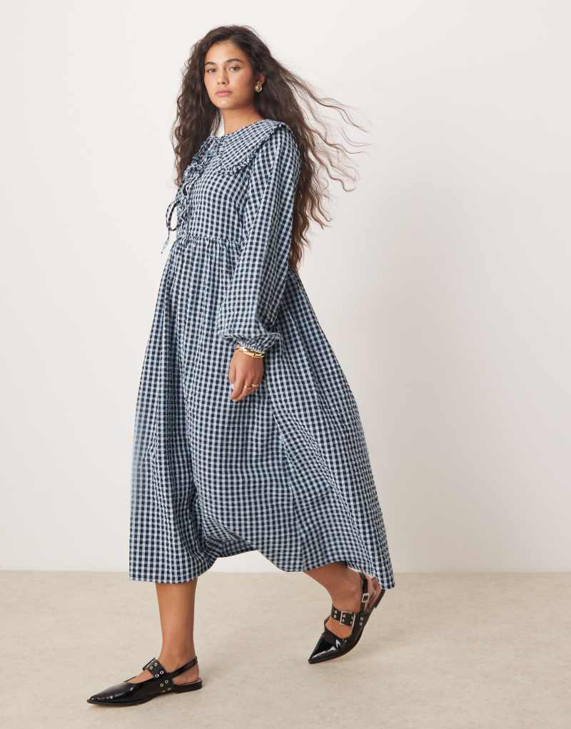 Nobody's Child Blaze midi dress with collar detail in blue check Nobody's Child