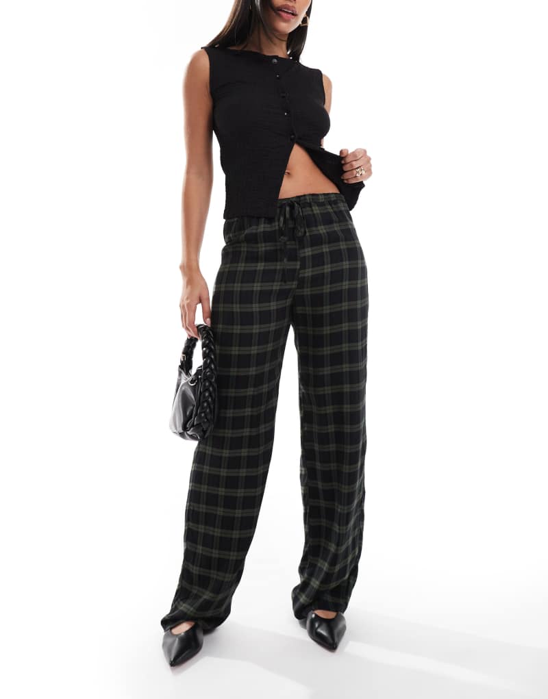 Pull&Bear wide leg tartan check pants in navy and green Pull&Bear