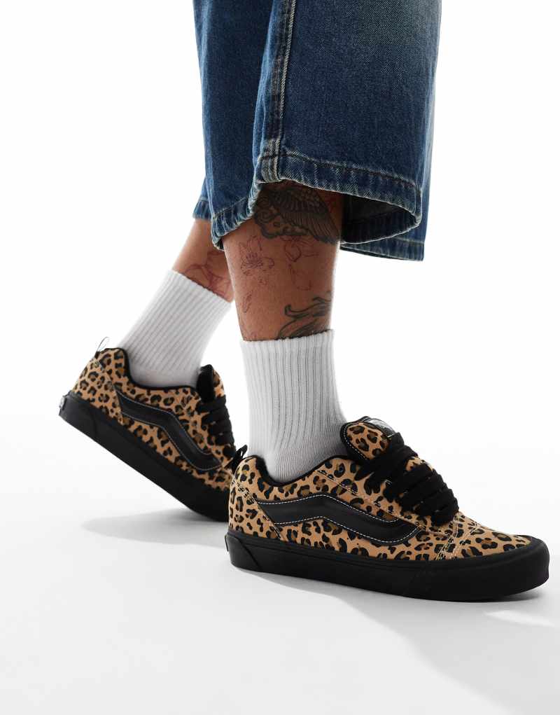 Vans Knu Skool sneakers in leopard print Vans