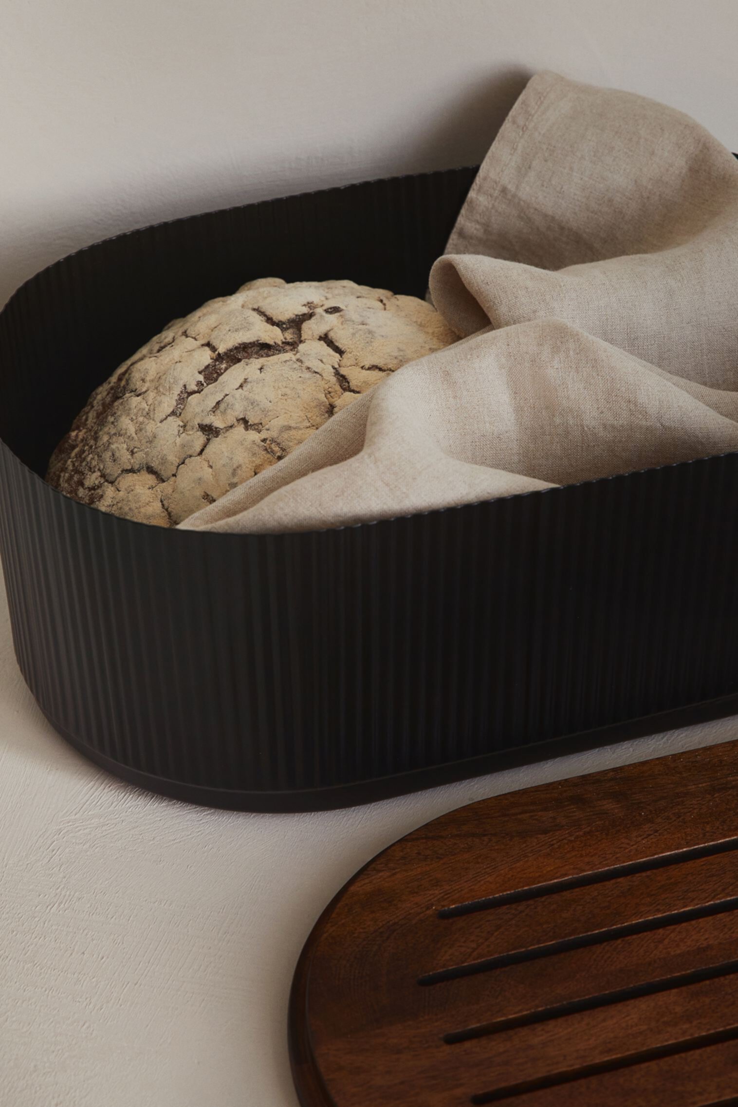 Metal and Wood Bread Box H&M