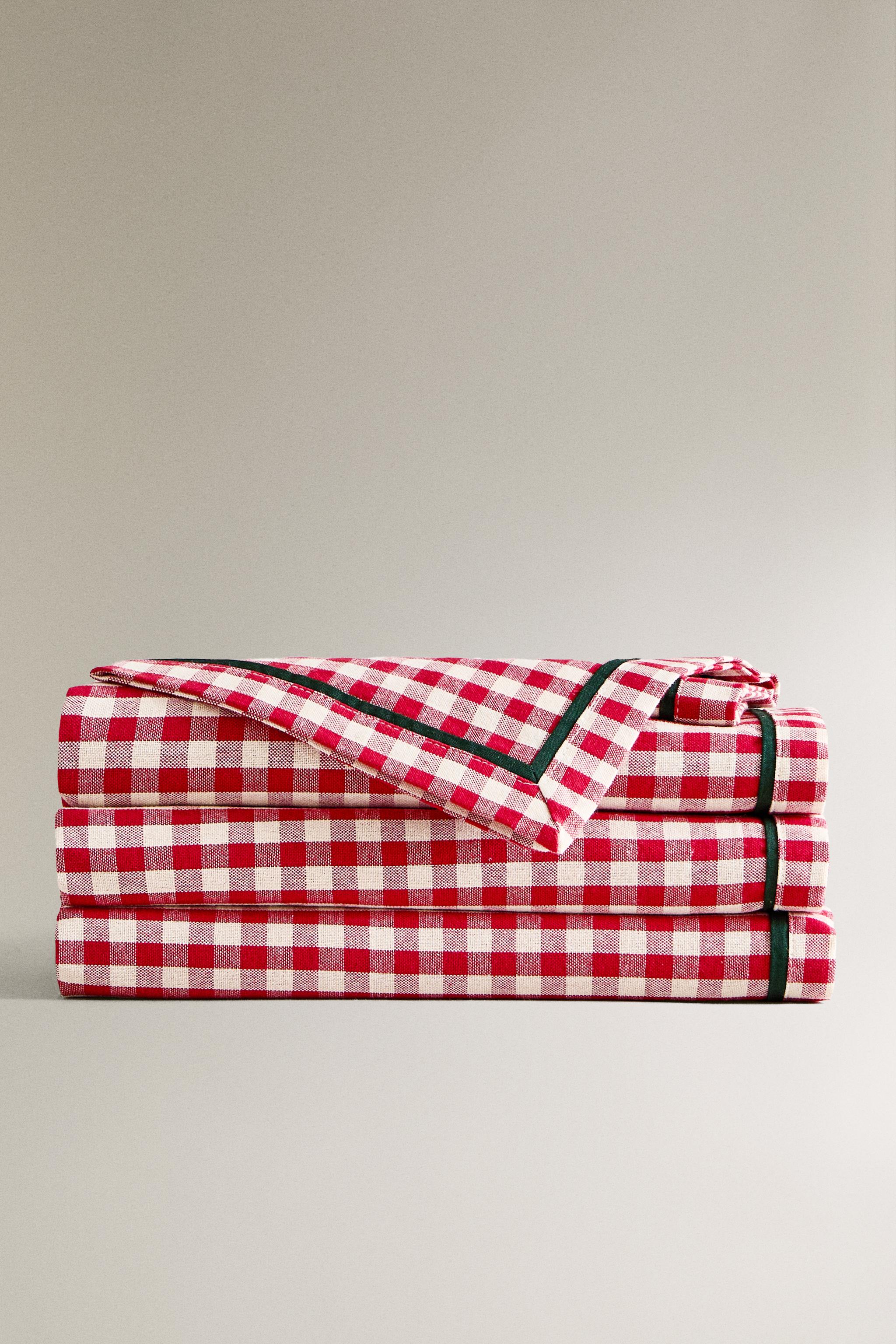 CHECK COTTON CHRISTMAS TABLECLOTH Zara Home