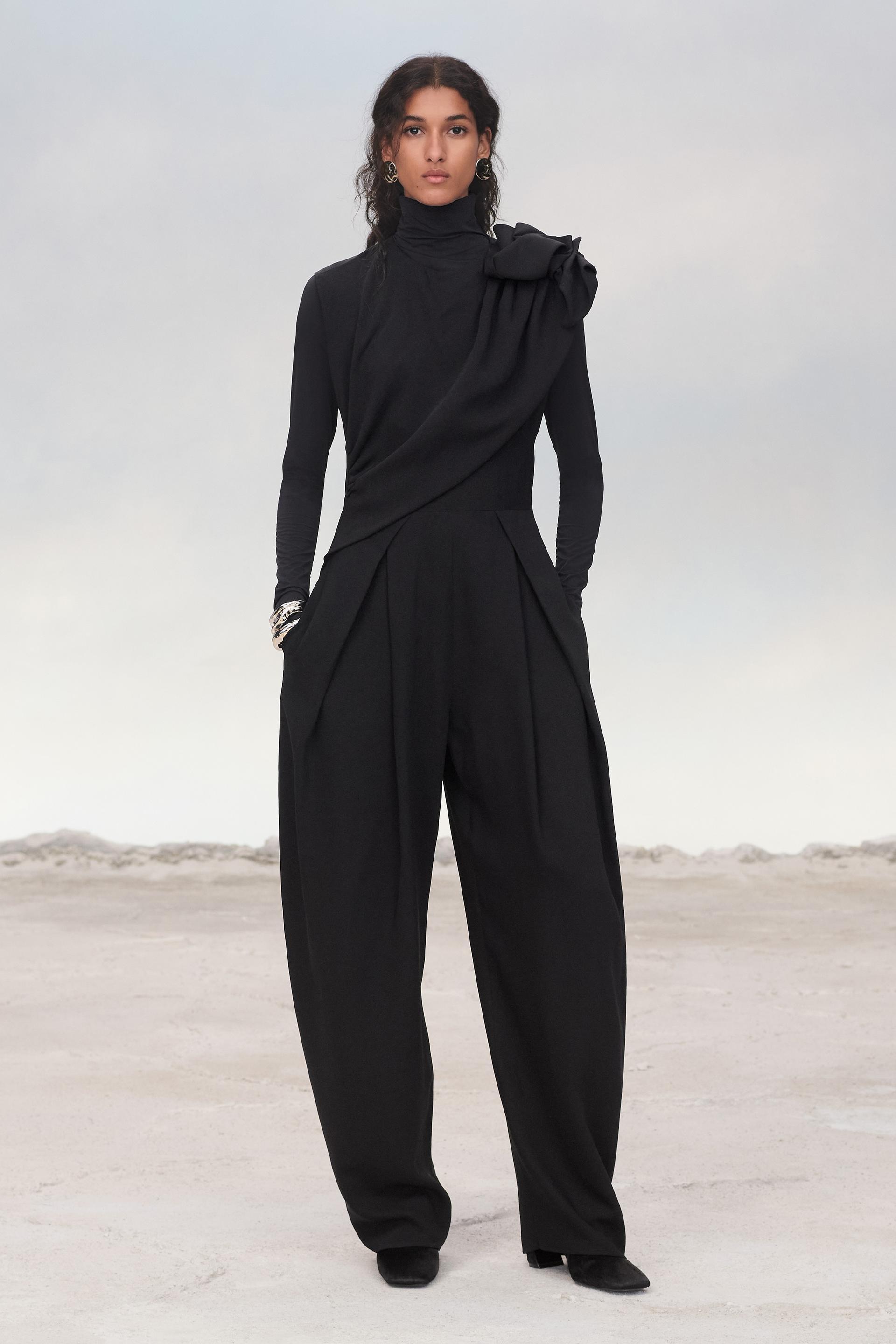 Женский Комбинезон ZARA DRAPED VOLUMINOUS JUMPSUIT LIMITED EDITION ZARA