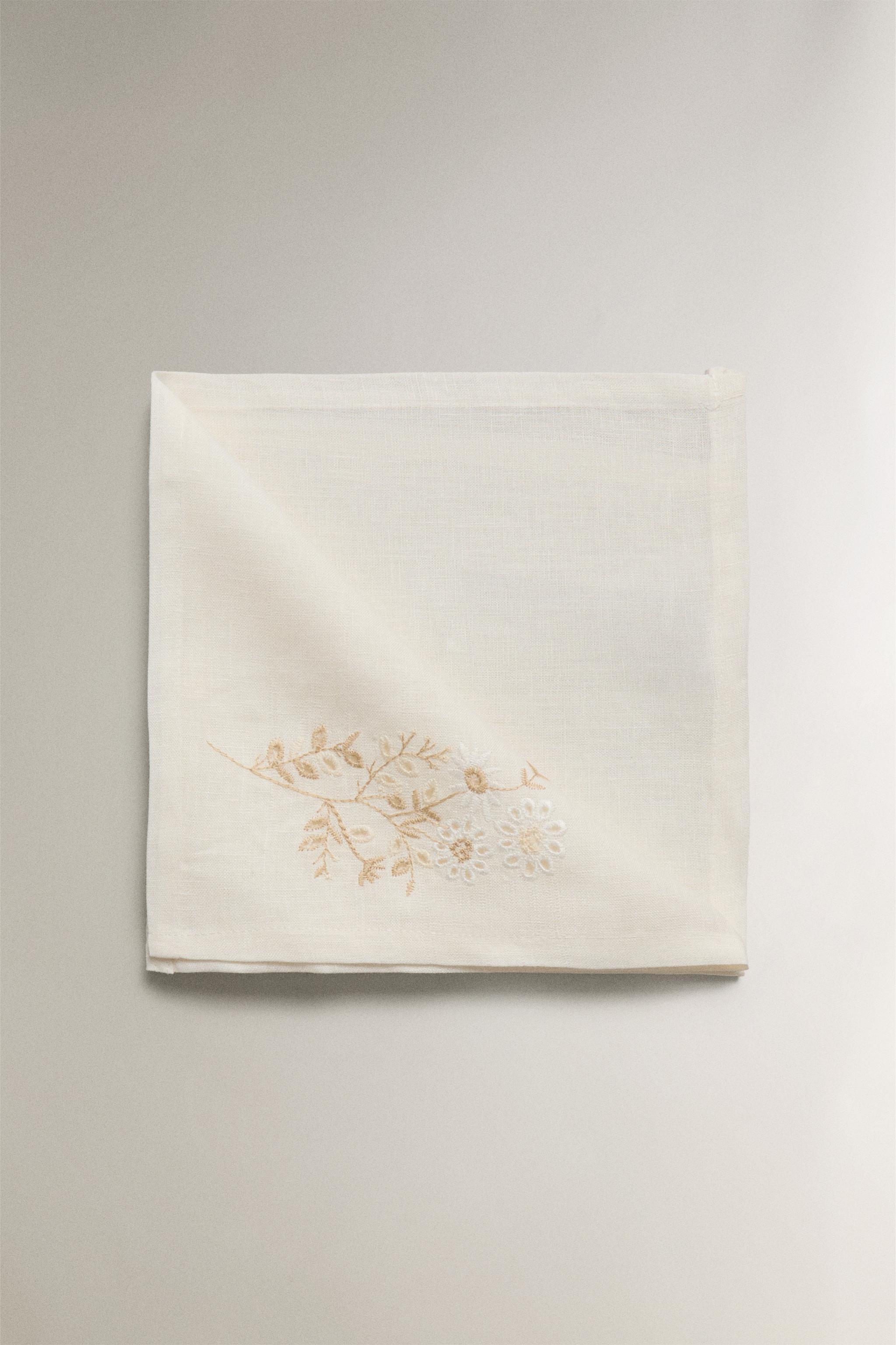 EMBROIDERED LINEN NAPKIN (PACK OF 2) Zara Home