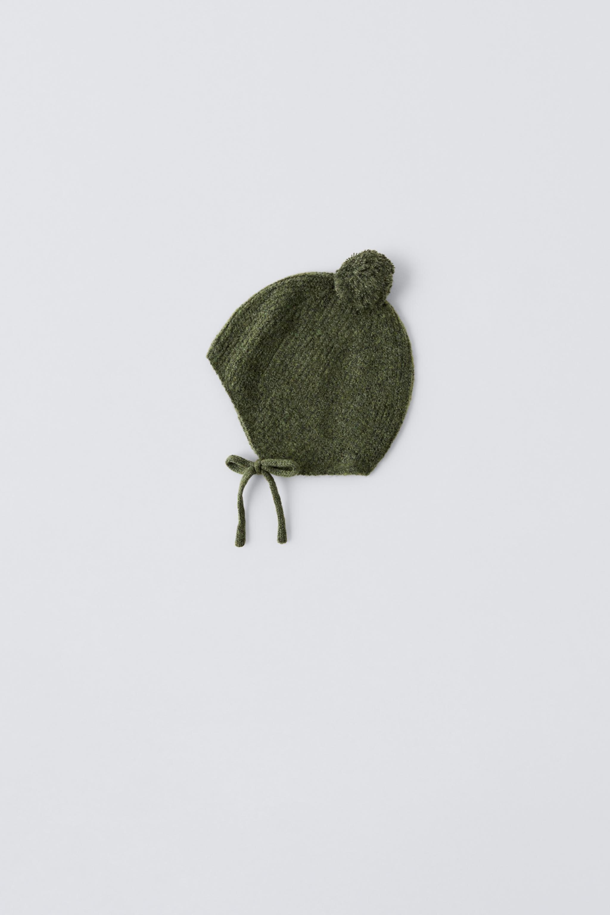 KNIT HAT WITH POMPOM ZARA