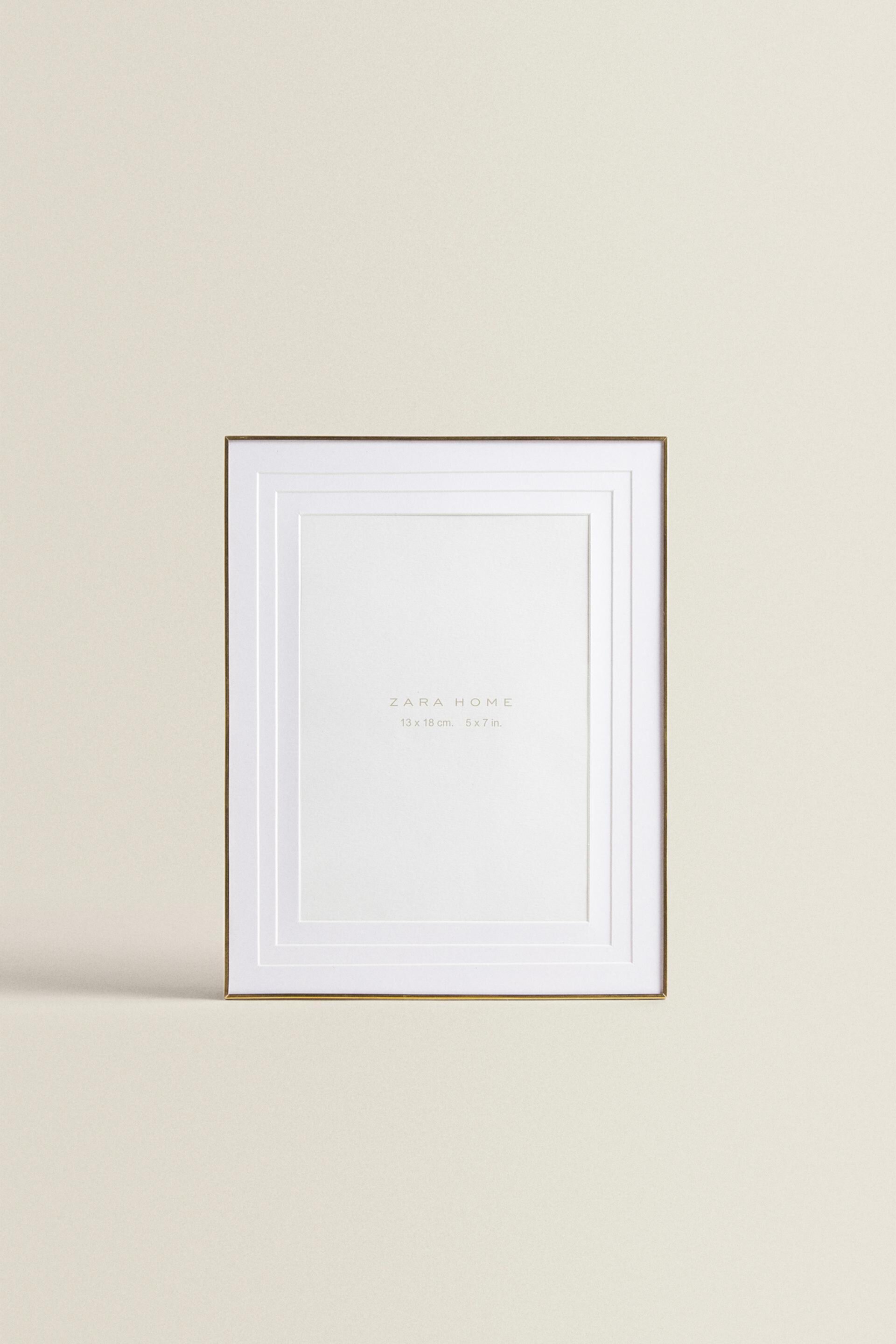 THIN METAL PICTURE FRAME Zara Home