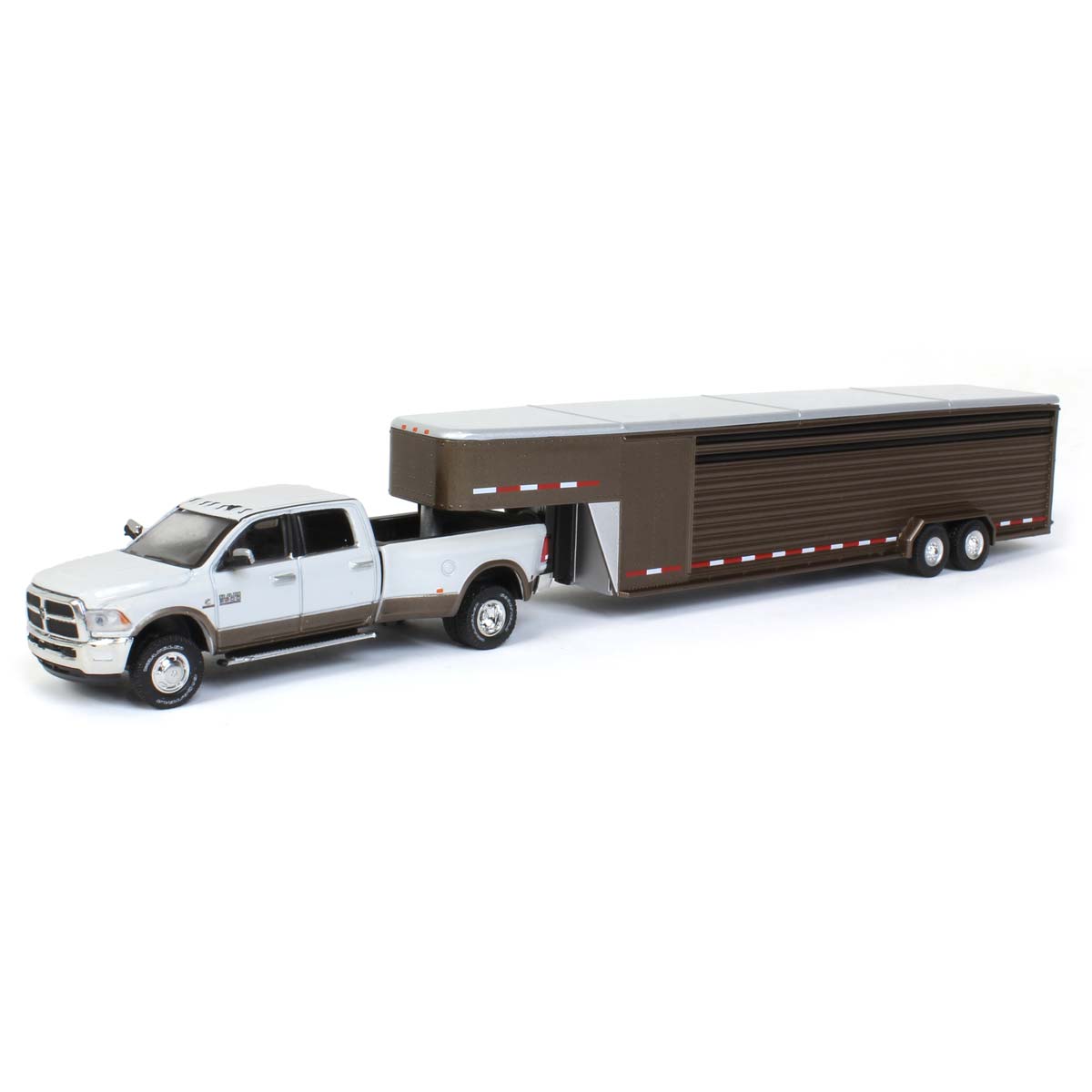 1/64 2018 Ram 3500, White/Walnut Brown w/ Brown Gooseneck Livestock Trailer 51300-A Greenlight