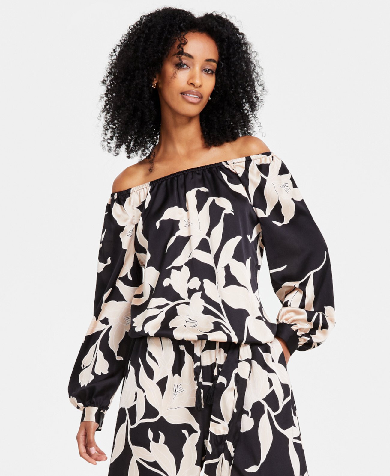 Women's Printed Off-The-Shoulder Top Vince Camuto