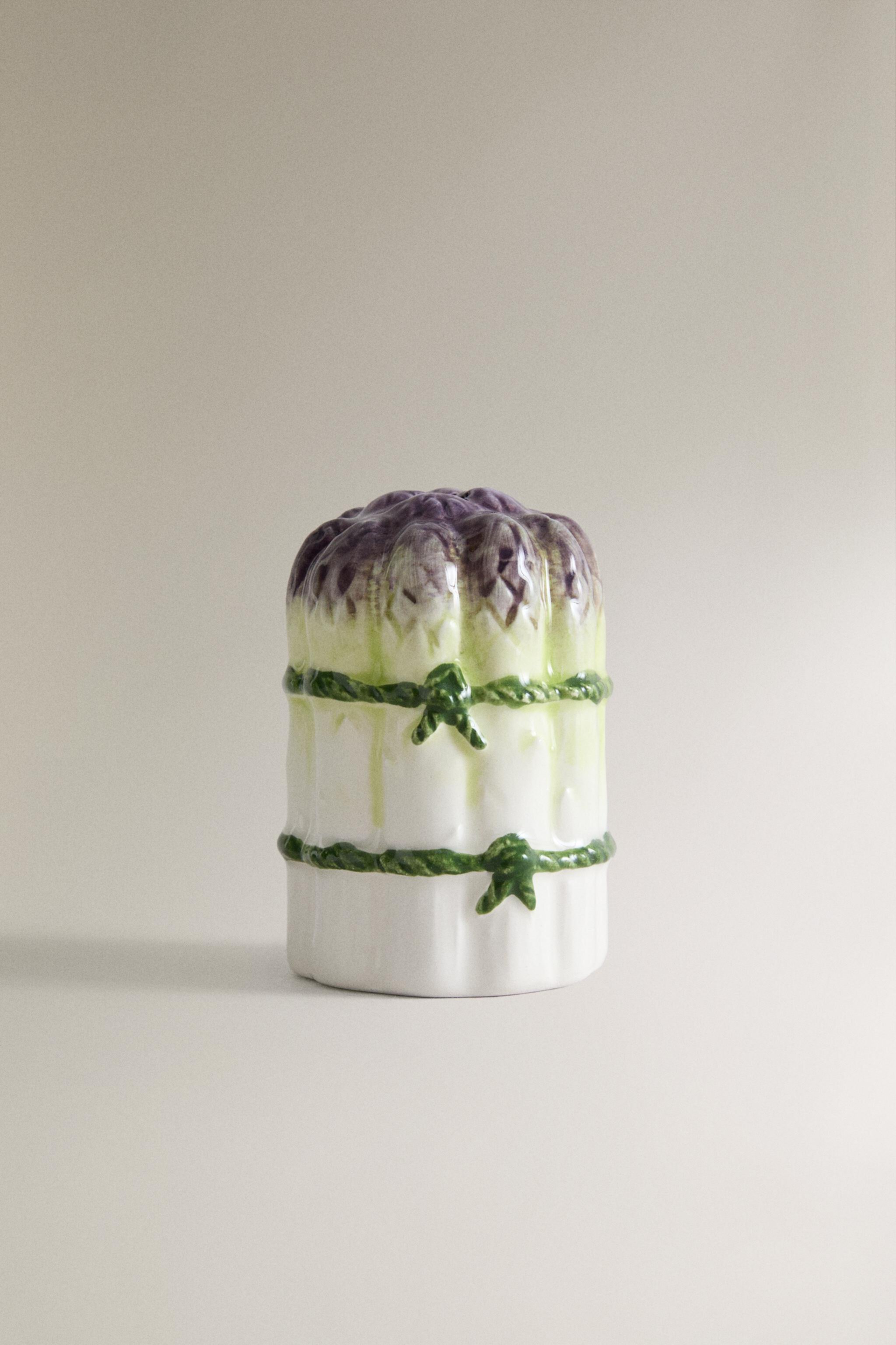 CERAMIC VEGETABLE SALT AND PEPPER SHAKER Zara Home