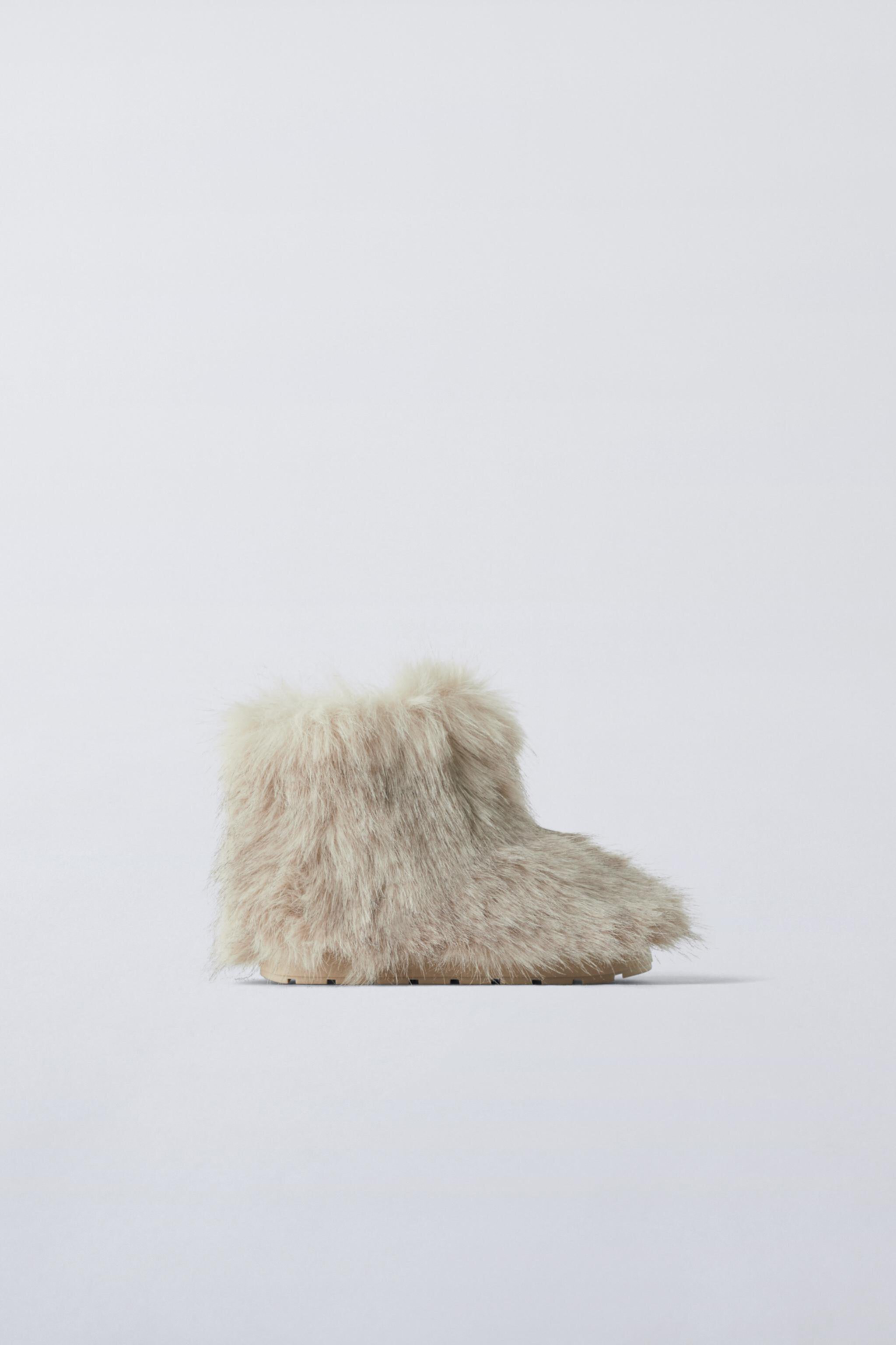  Ботинки Zara FAUX FUR BOOTS ZARA