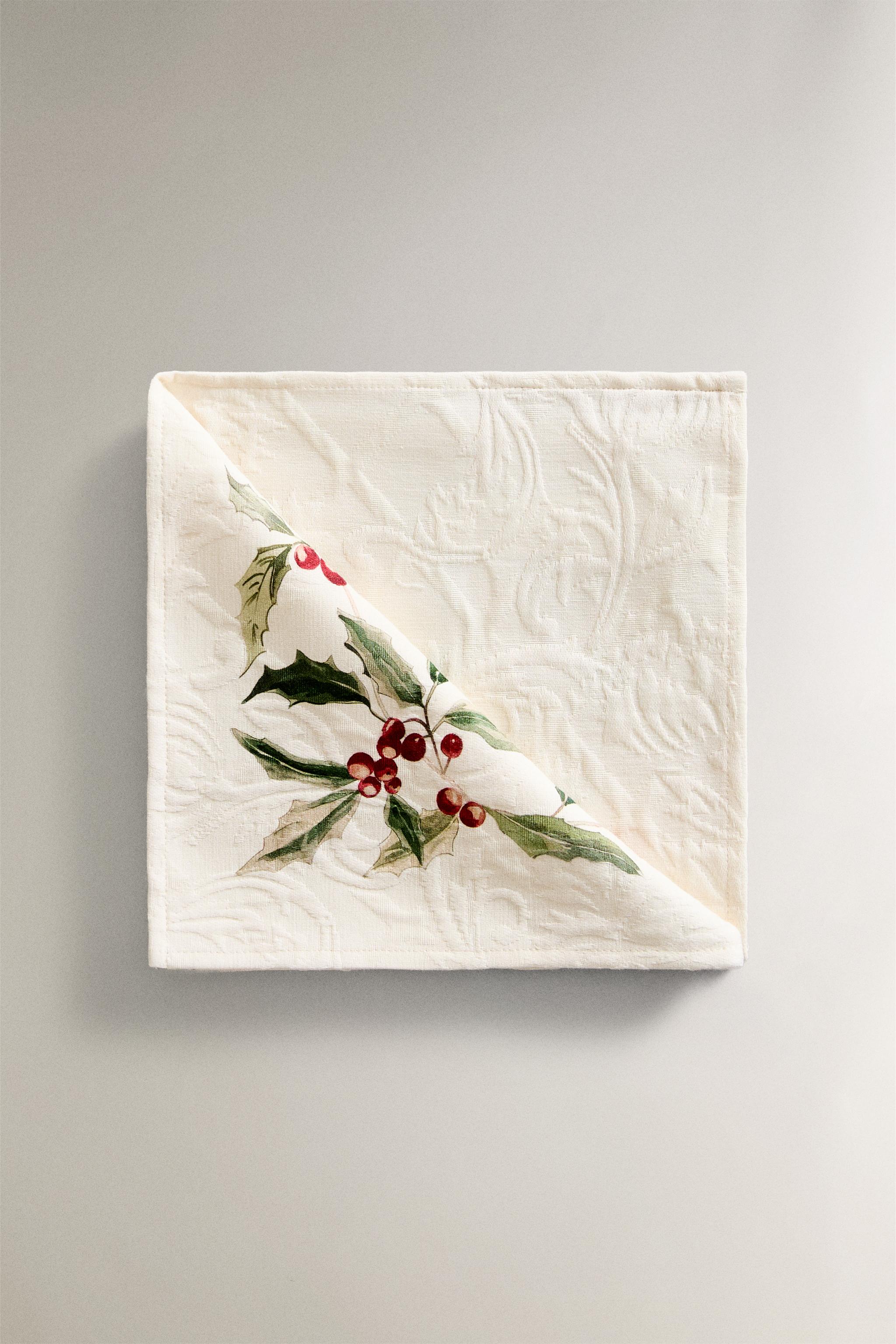 PACK OF JACQUARD CHRISTMAS NAPKINS WITH HOLLY (PACK OF 2) Zara Home