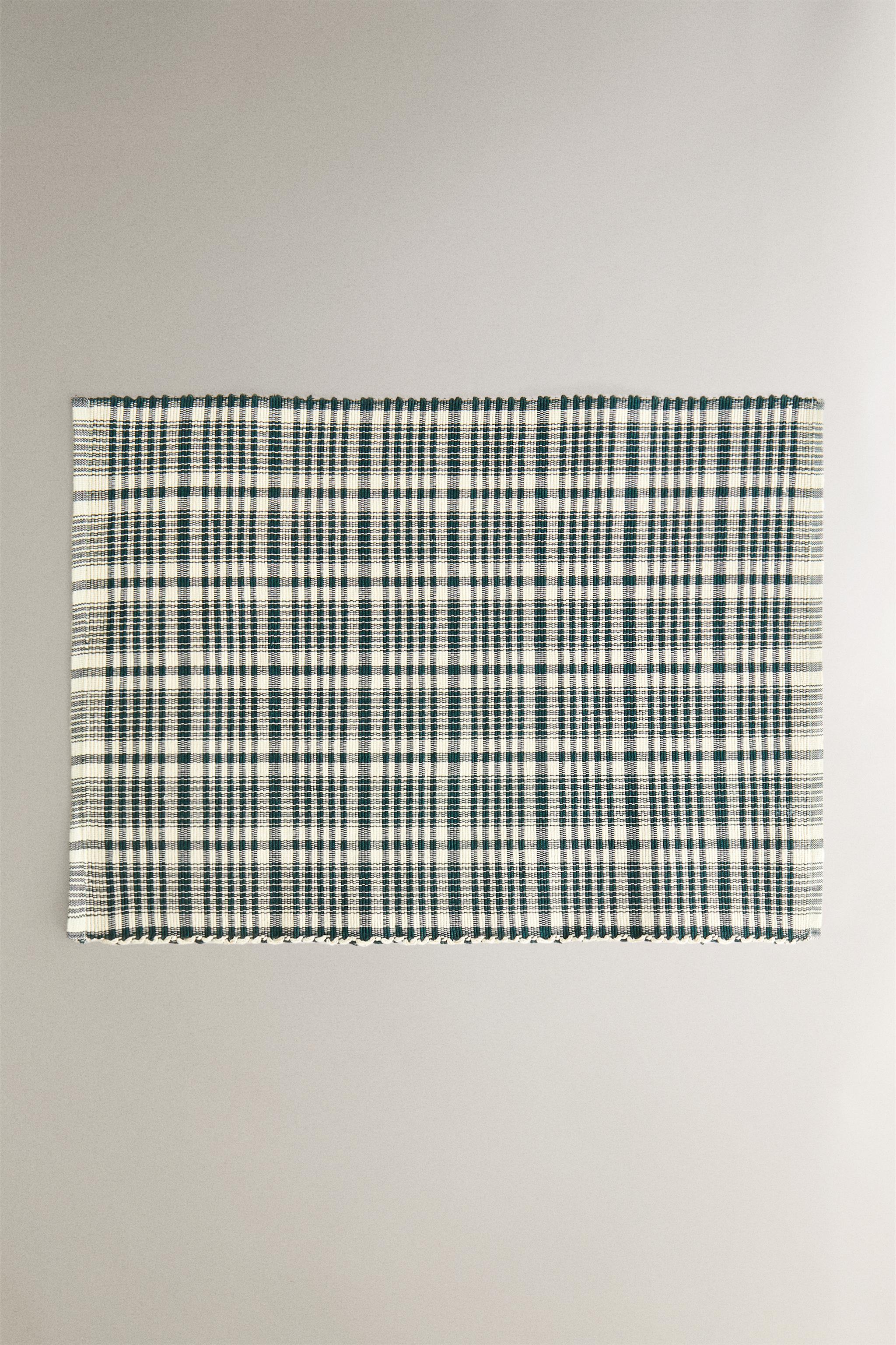 SET OF CHECK CHRISTMAS PLACEMATS (SET OF 2) Zara Home