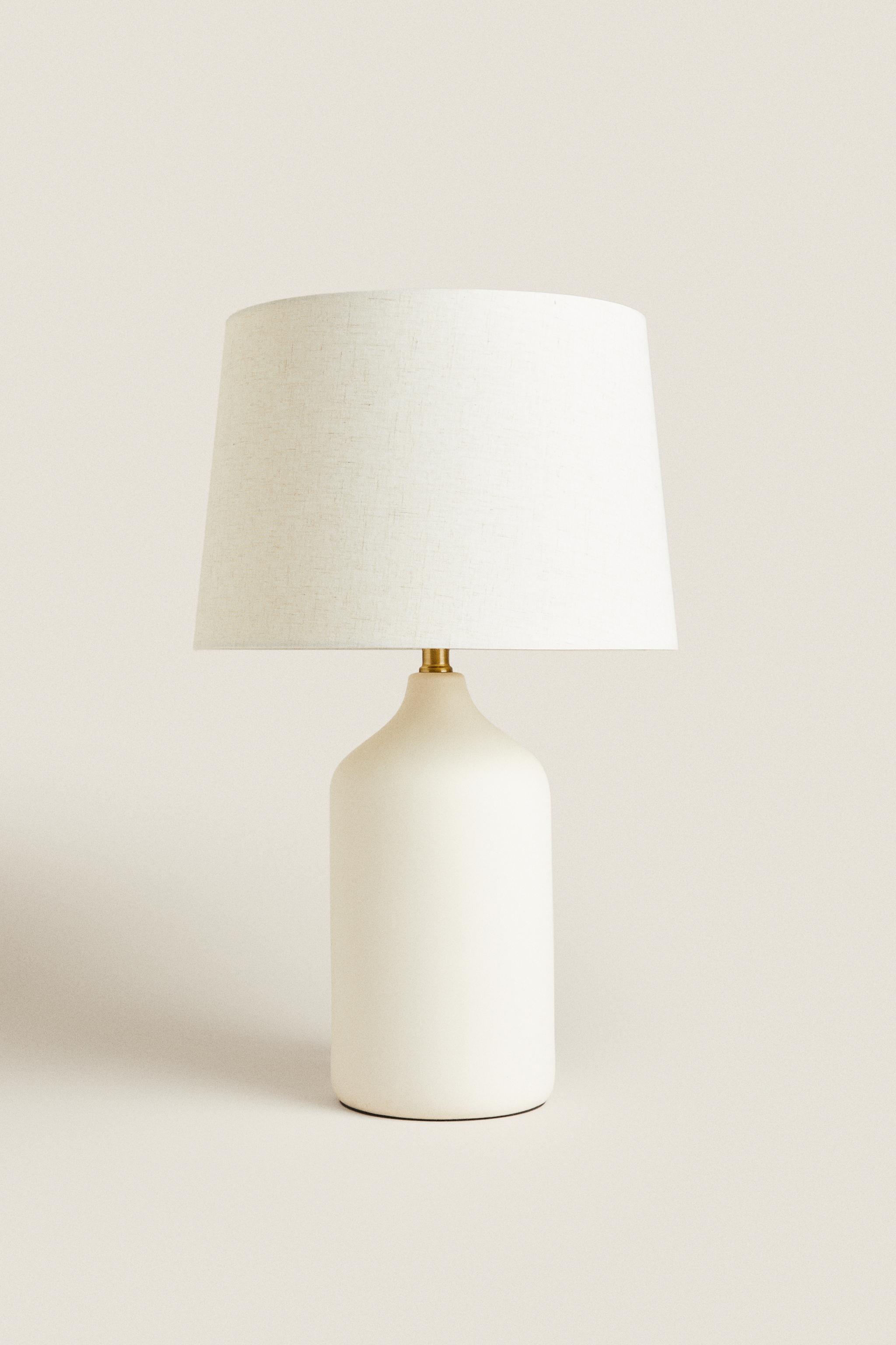 WHITE CERAMIC BASE TABLE LAMP Zara Home