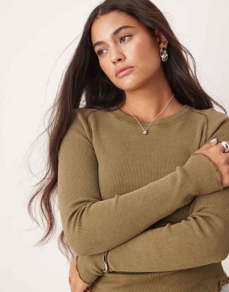 Женская Футболка Free People easy does it long sleeve top in moss Free People