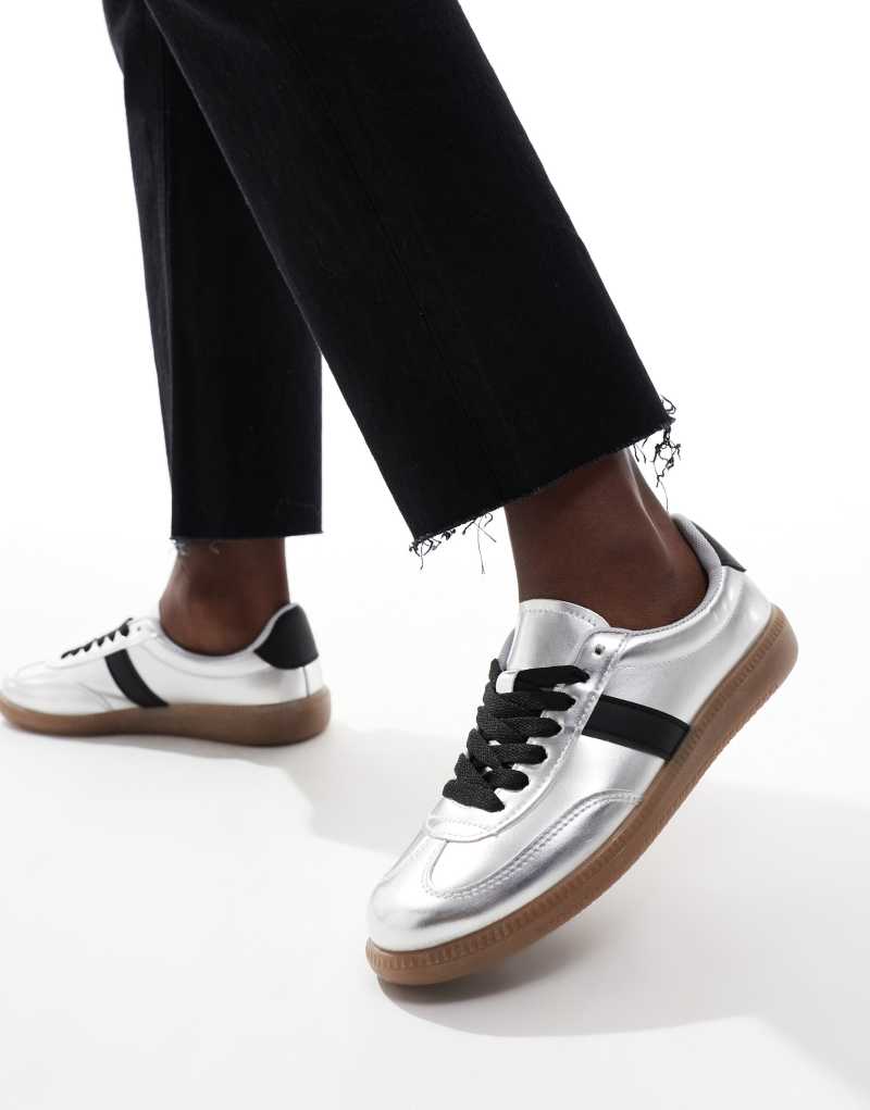 London Rebel Cally wide fit sneakers with gum sole in silver London Rebel