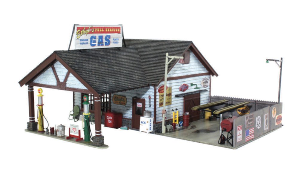 Woodland Scenics HO Scale Built-Up Building/Structure Ethyl's Gas & Service Woodland Scenics