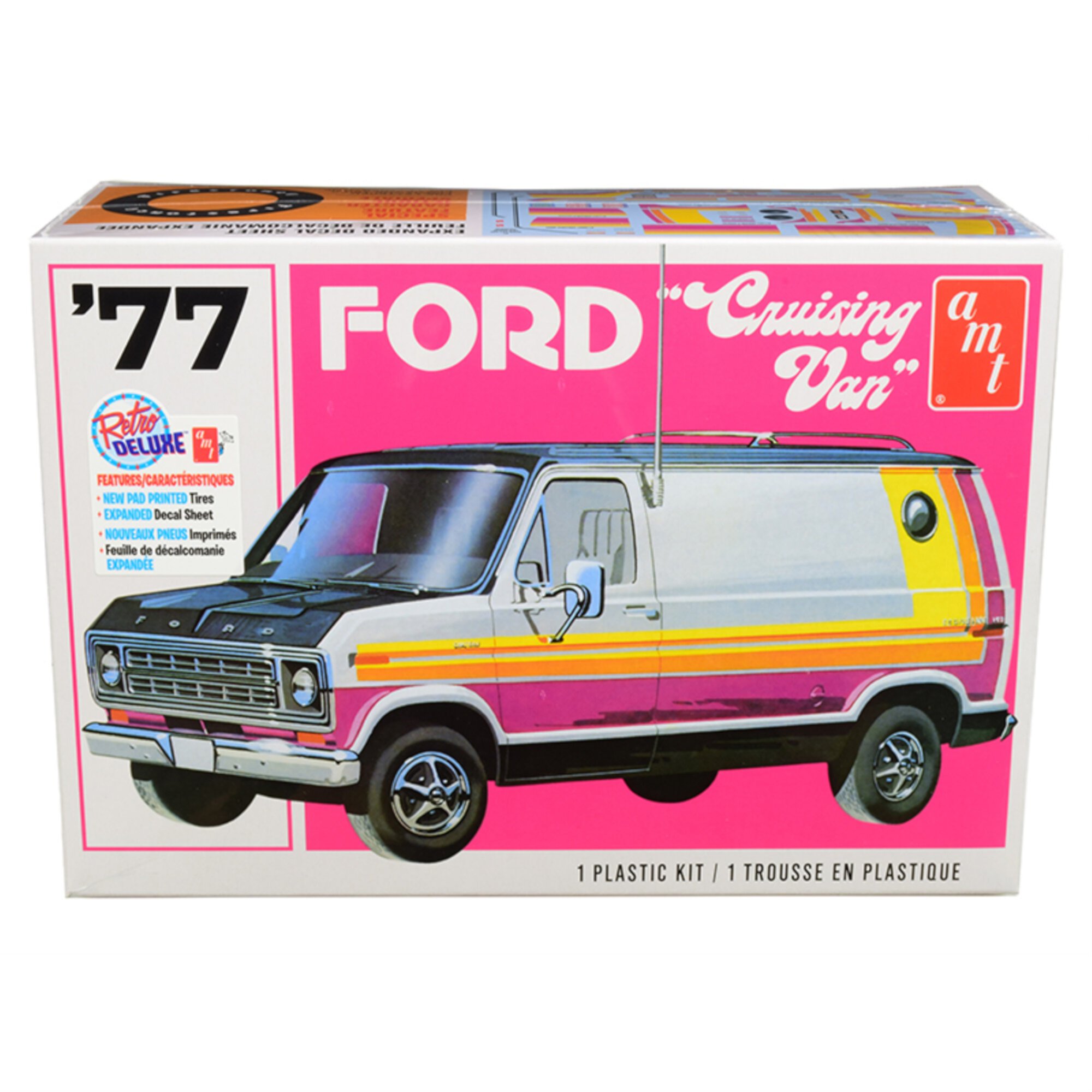 AMT AMT1108M Skill 2 Model Kit 1977 Ford Cruising Van 1 by 25 Scale Model AMT