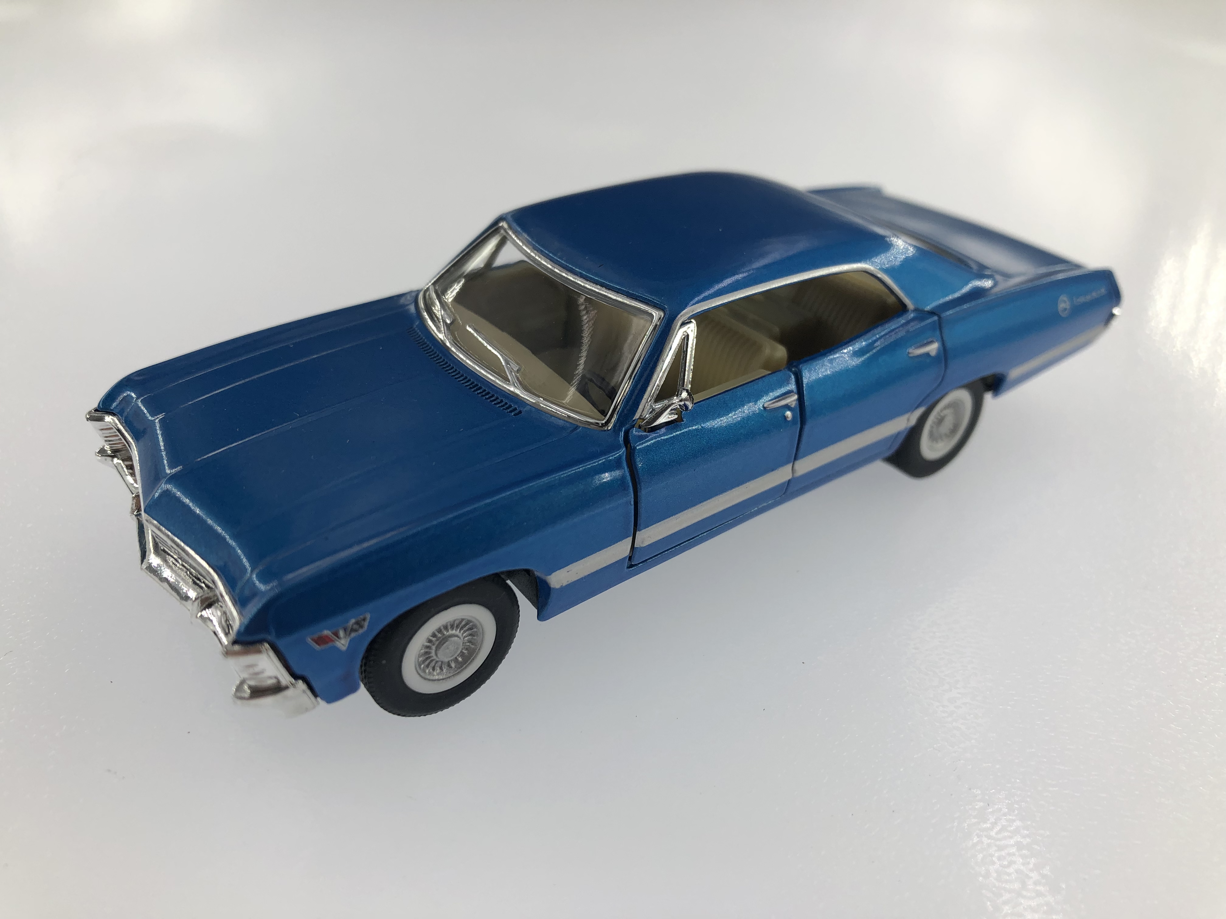 5" Kinsmart Chevy 1967 Chevrolet Impala Diecast Model Toy Car 1:43 Blue KiNSMART