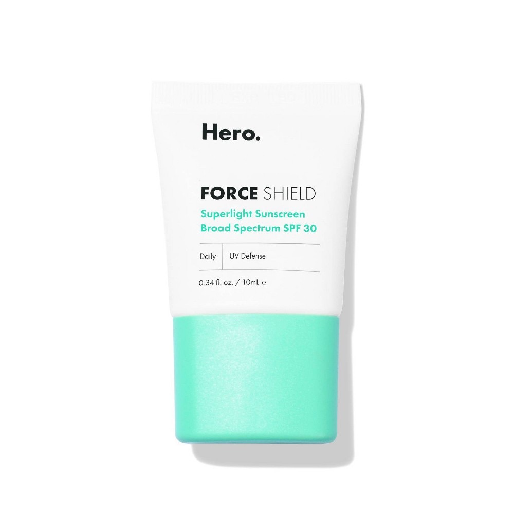 Суперлегкий солнцезащитный крем для склонной к акне кожи SPF 30, 10 мл Hero Cosmetics