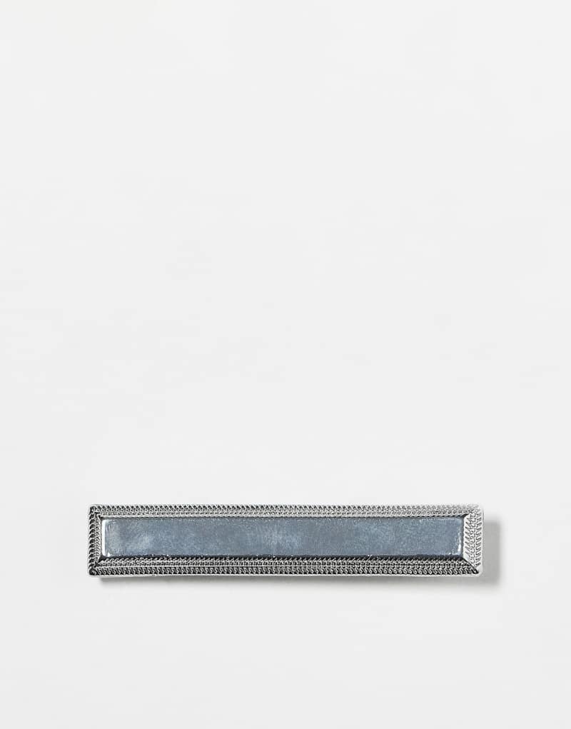 ASOS DESIGN tie bar with edge detail in silver tone ASOS DESIGN