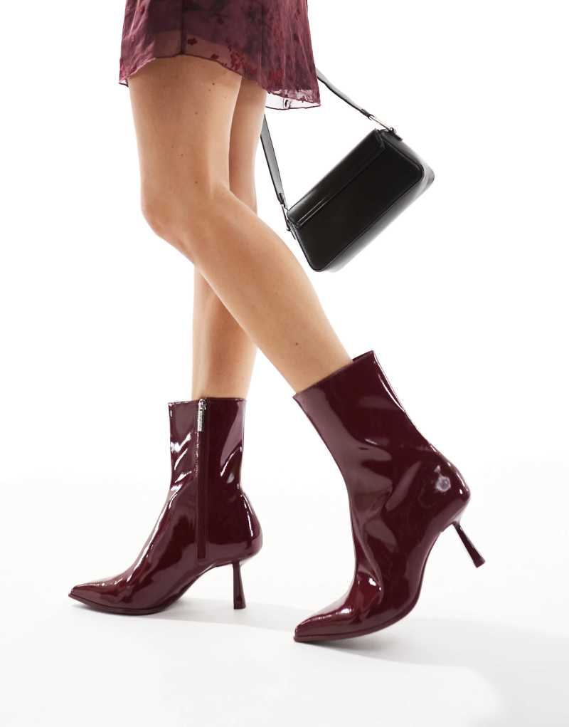 Bershka pointed heeled boots in burgundy Bershka