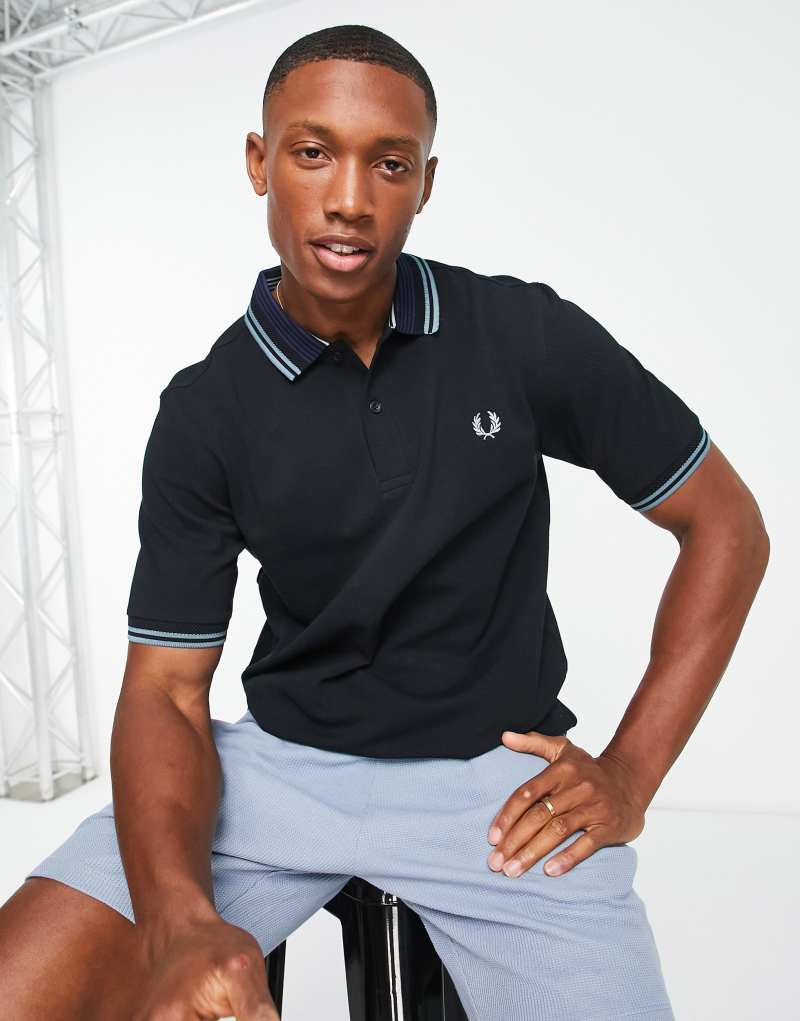 Черное поло Fred Perry с полосатым воротником в стиле smart-casual Fred Perry