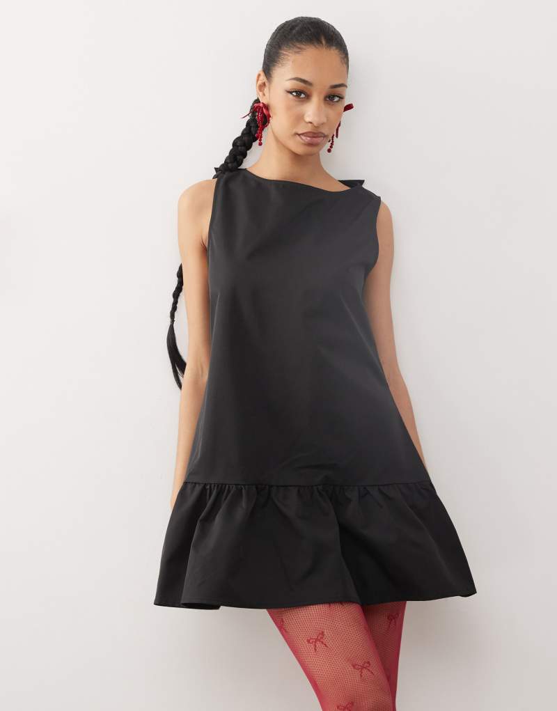 Motel arkana satin babydoll mini shift dress in black Motel