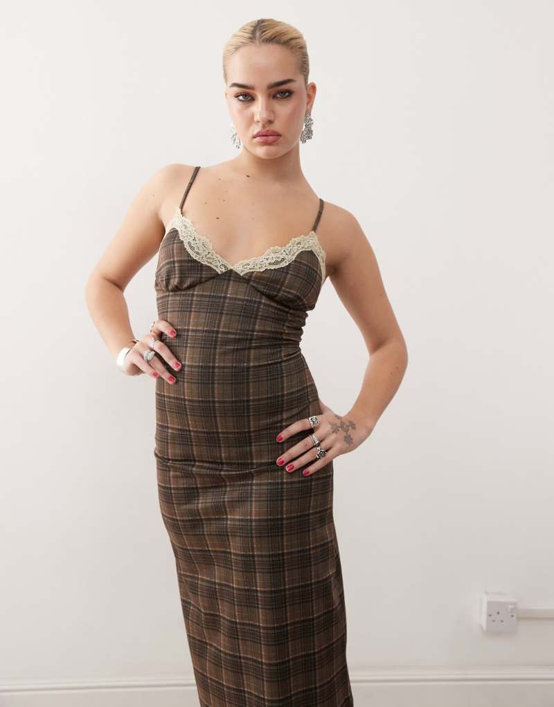 Motel delfina lace edge plaid midaxi dress in brown Motel