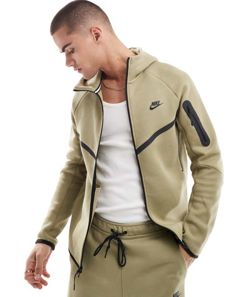 Nike Tech Fleece full zip hoodie in khaki Nike