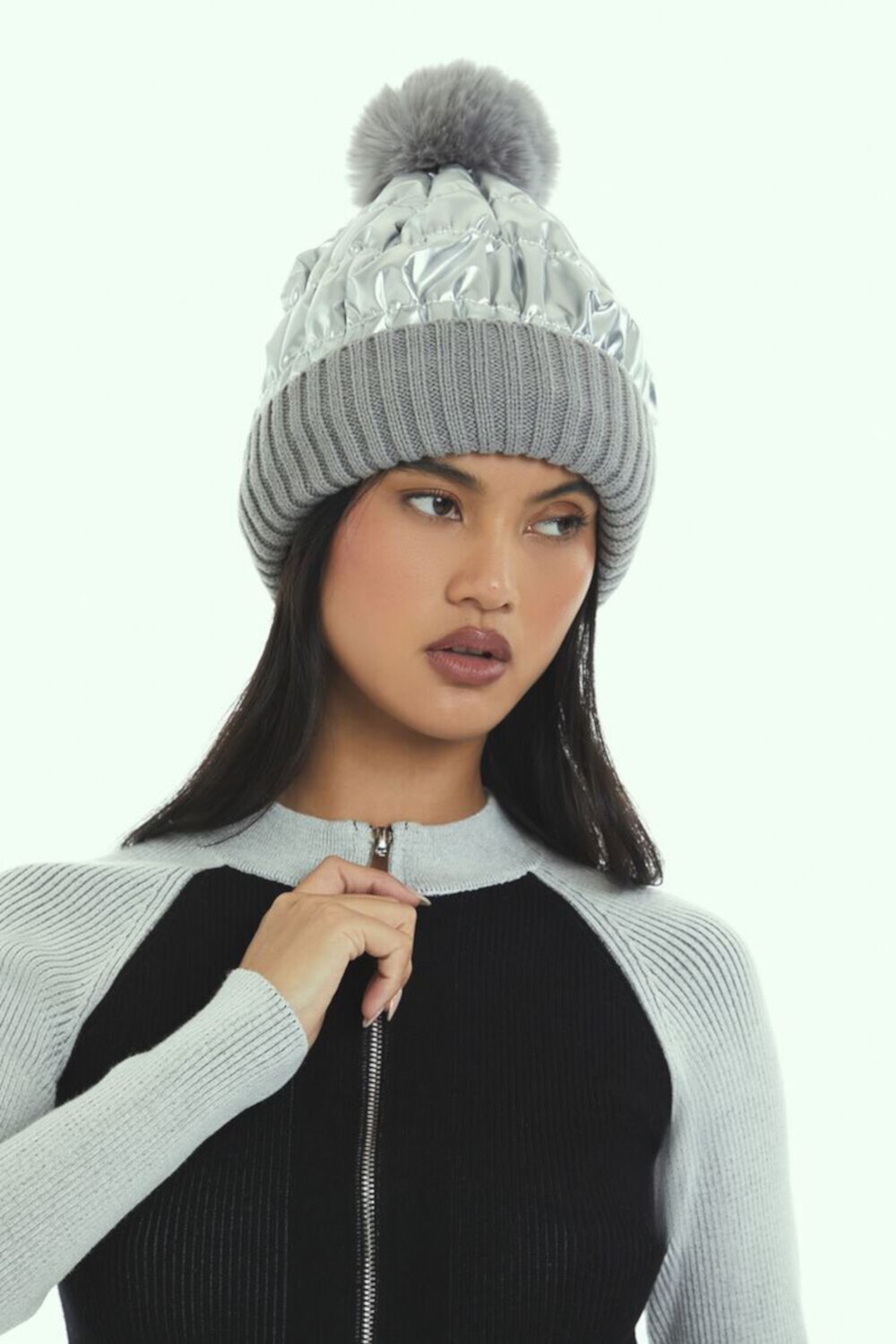 Metallic Pom Pom Beanie FOREVER21