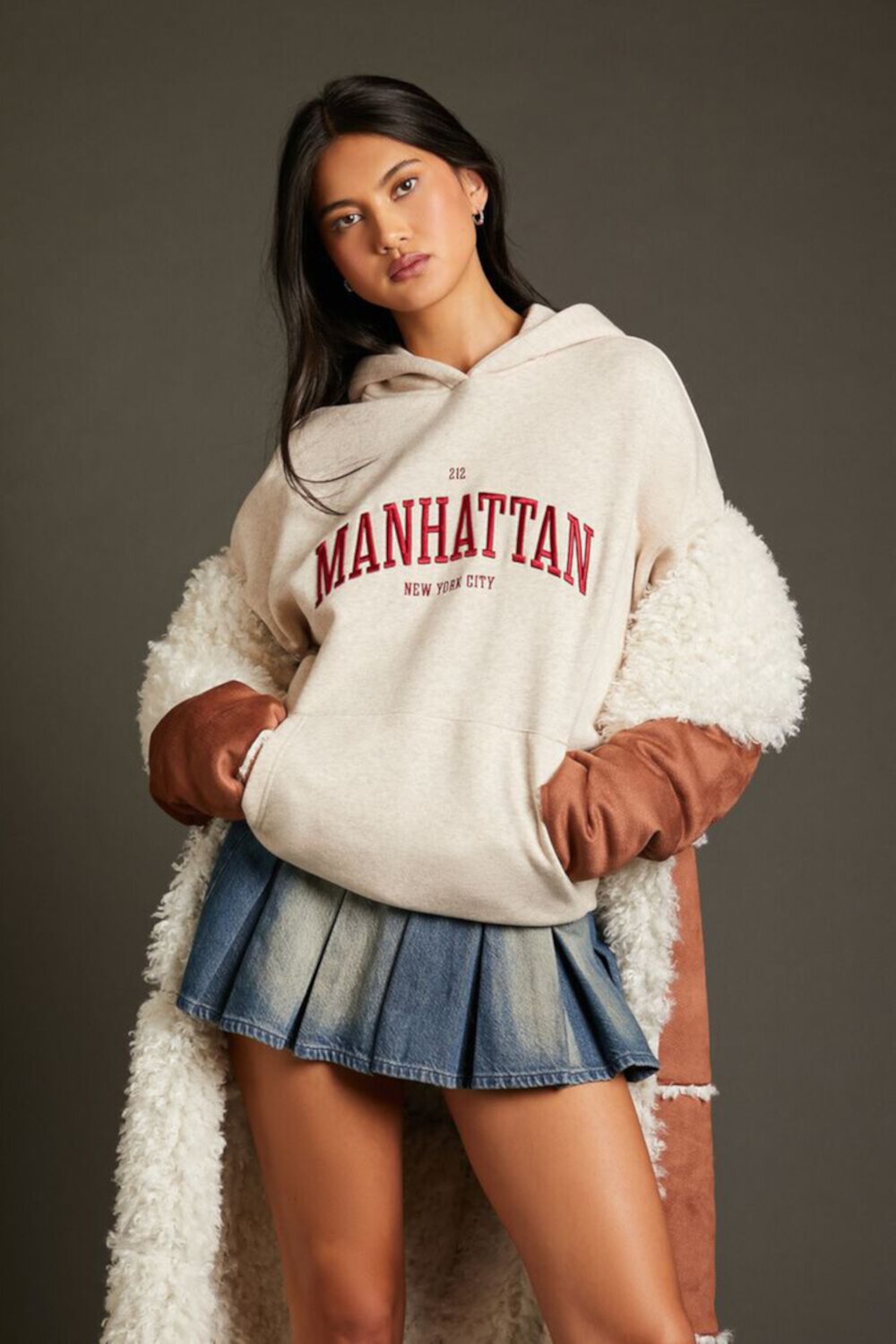 Embroidered Manhattan Hoodie FOREVER21