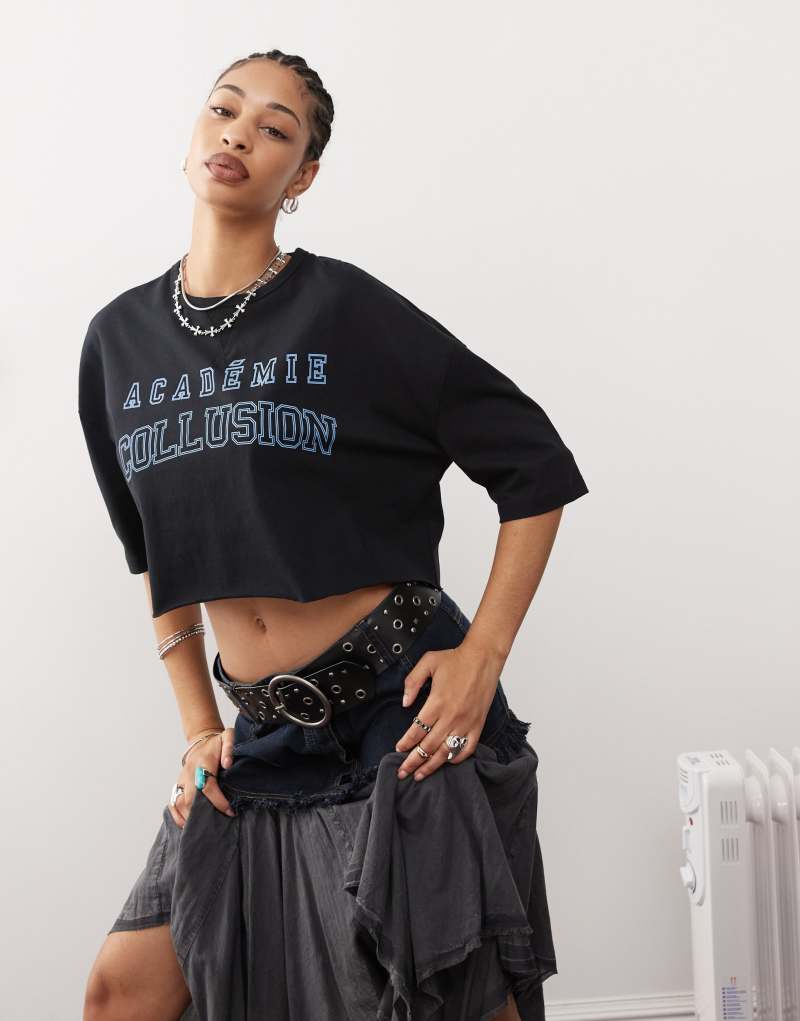 Женская Футболка Collusion Long Sleeve Boxy Cropped Tee With Varsity Logo Collusion