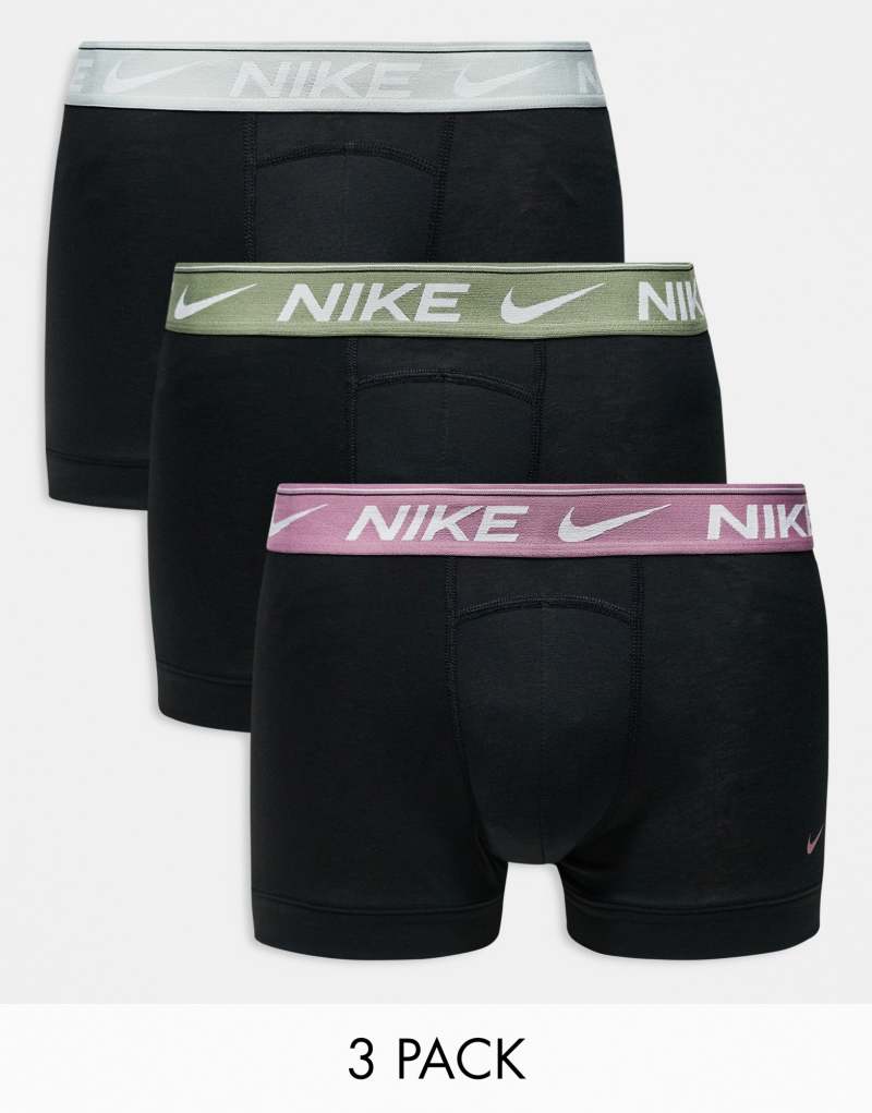 Трусы Nike Dri-Fit с ультра комфортом, 3 упаковки, эластичный пояс, цветные полосы Nike