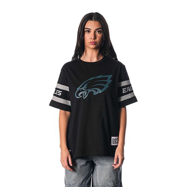 Женская черная футболка Philadelphia Eagles с широкими плечами от The Wild Collective The Wild Collective