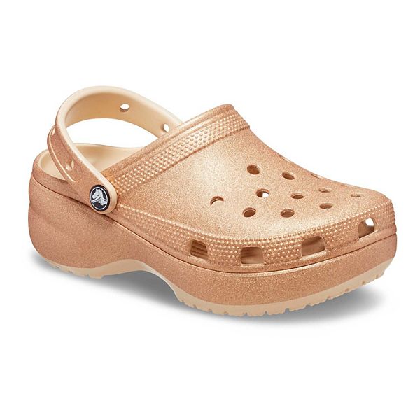 Женские сабо Crocs Classic Platform с блестящей отделкой и поддерживающей подошвой Crocs