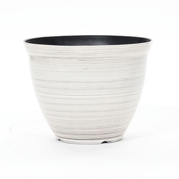 LuxenHome Ivory White Bell Round Plastic Planter Luxen Home